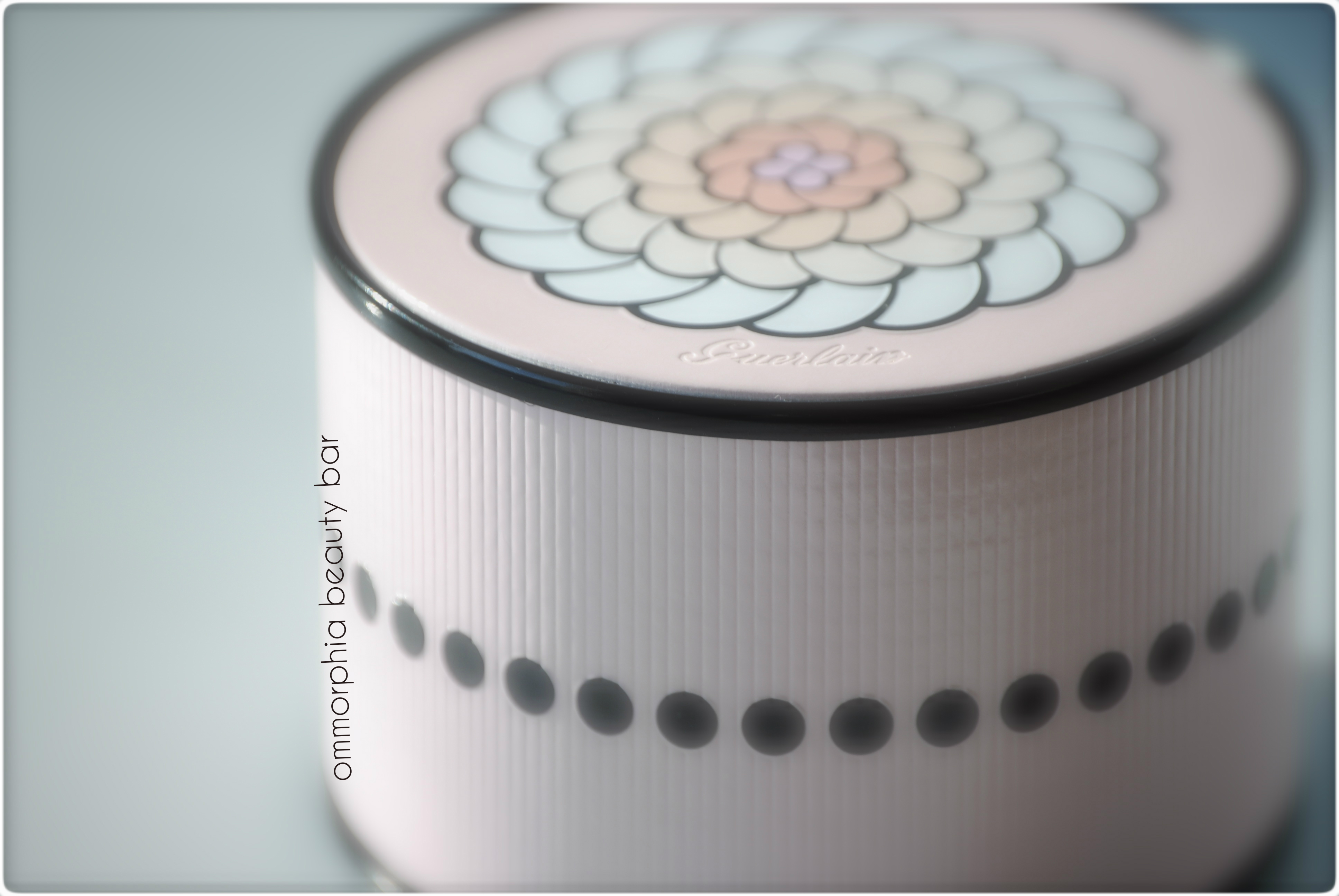 Guerlain Perles du Paradis closer