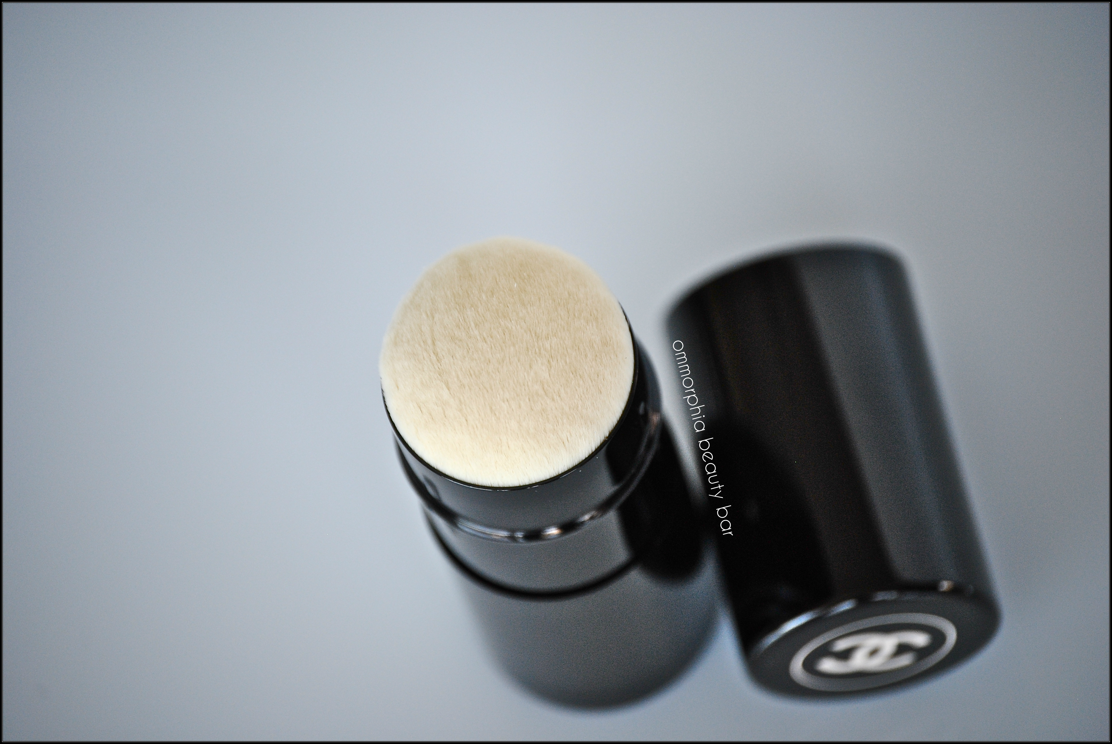 CHANEL Kabuki Brush 2