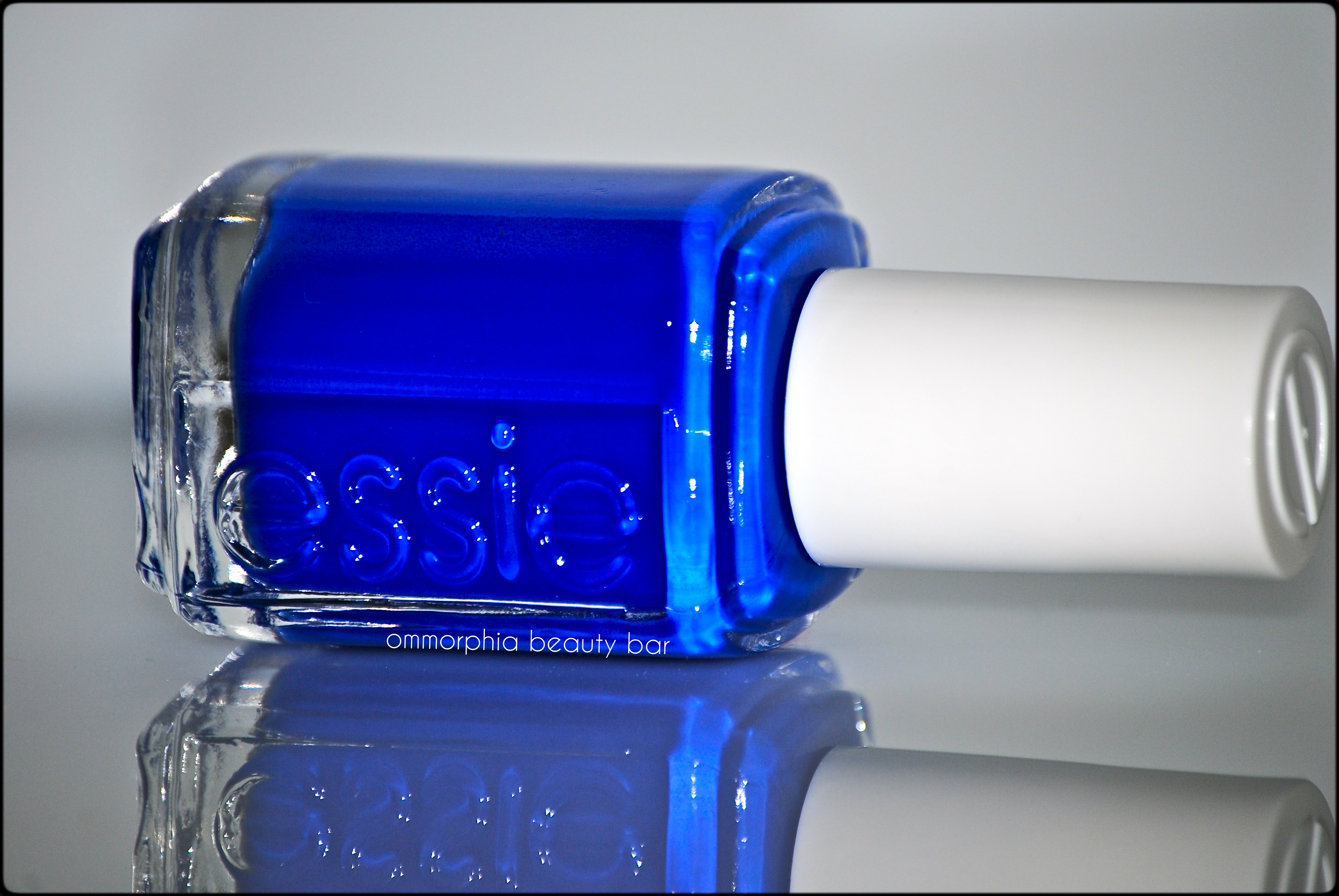 Essie Bouncer It's Me