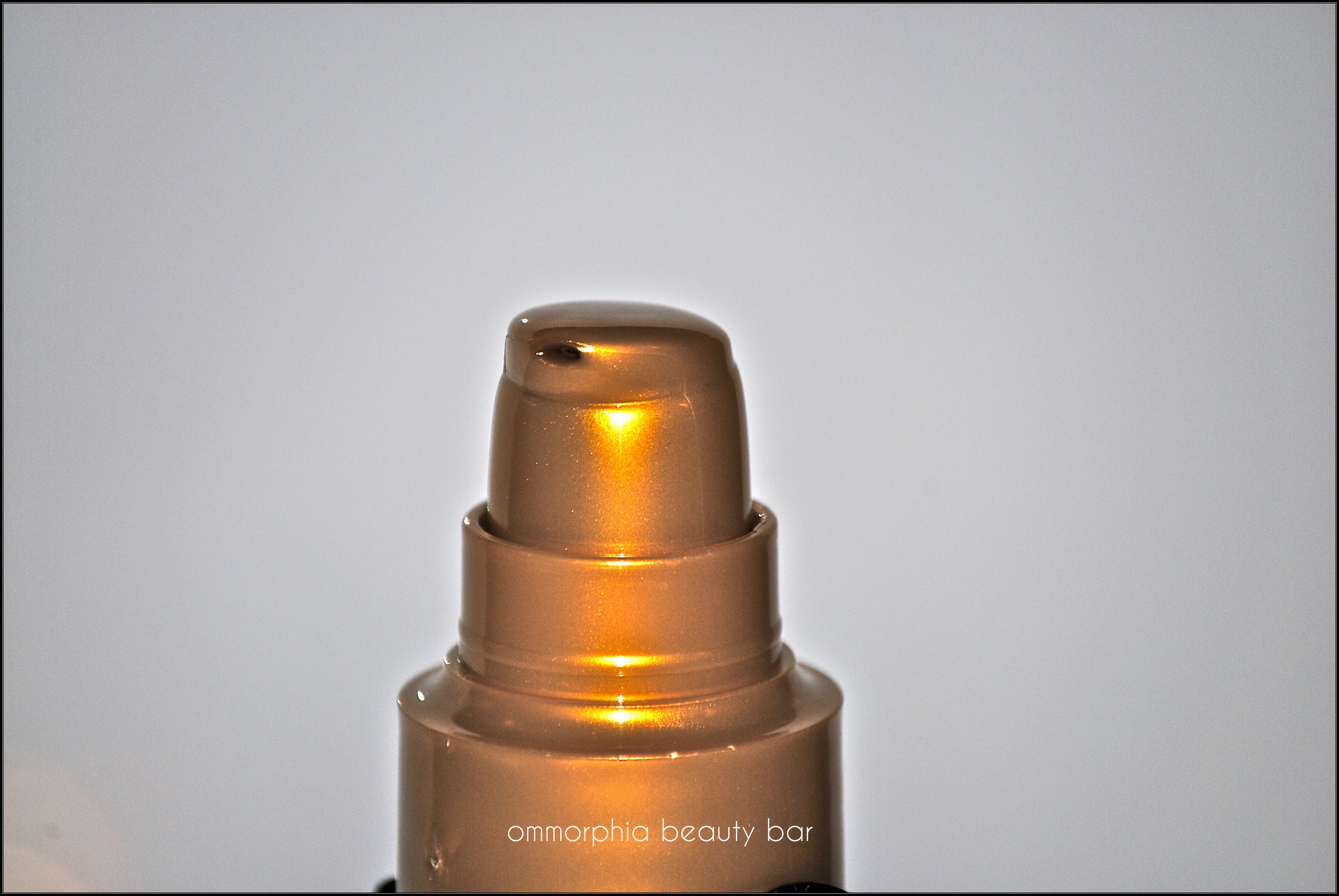 Mythic Oil dispenser
