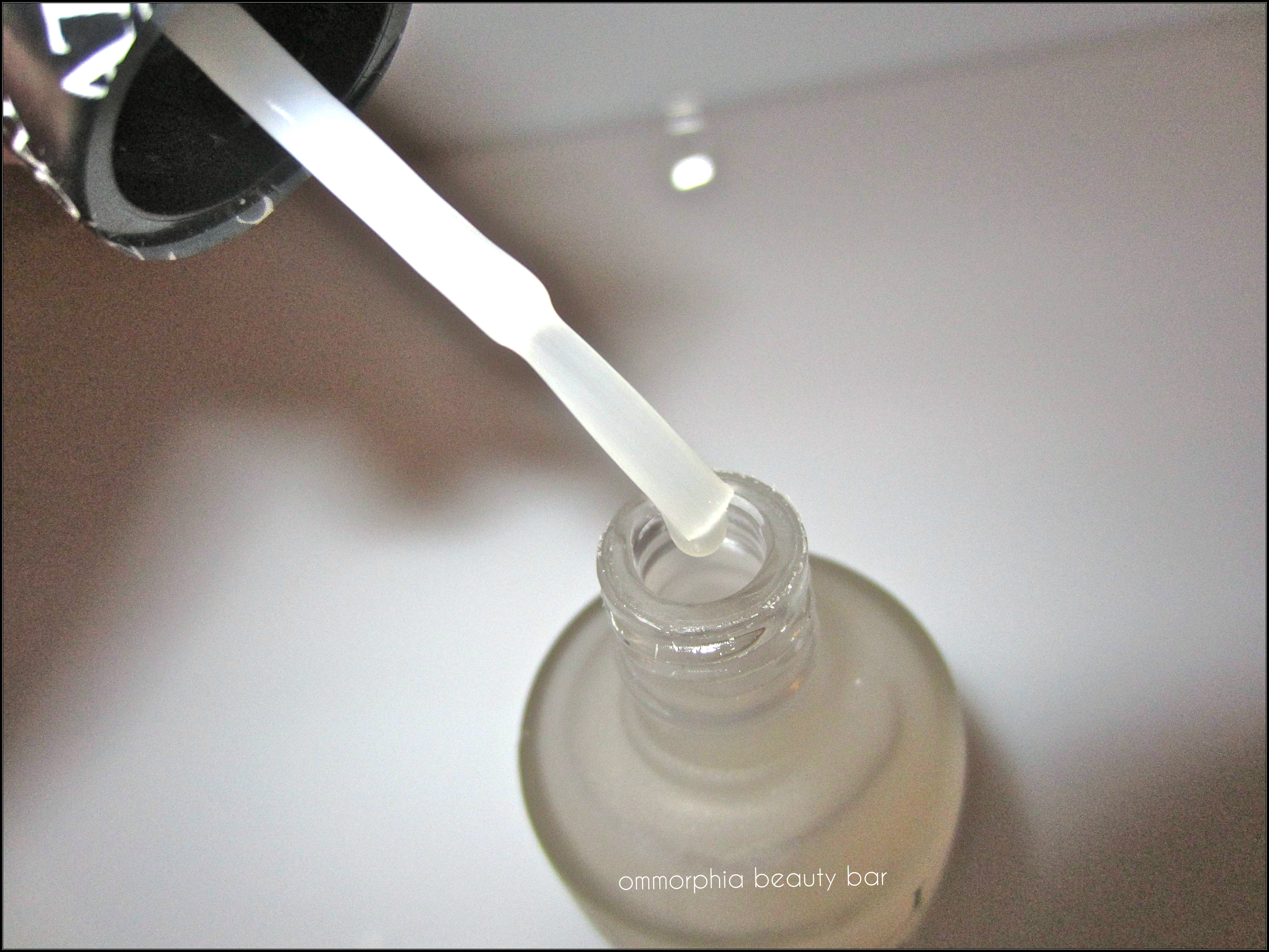 OPI Matte Top Coat brush