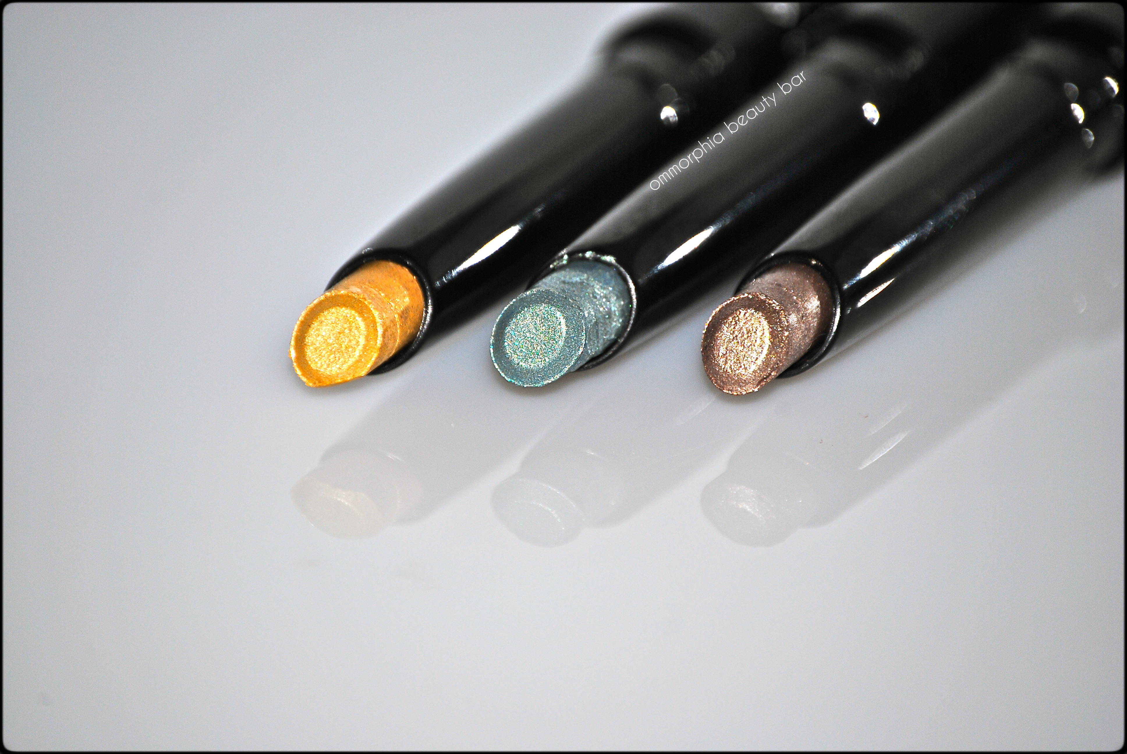 CHANEL Style Eyeshadow trio