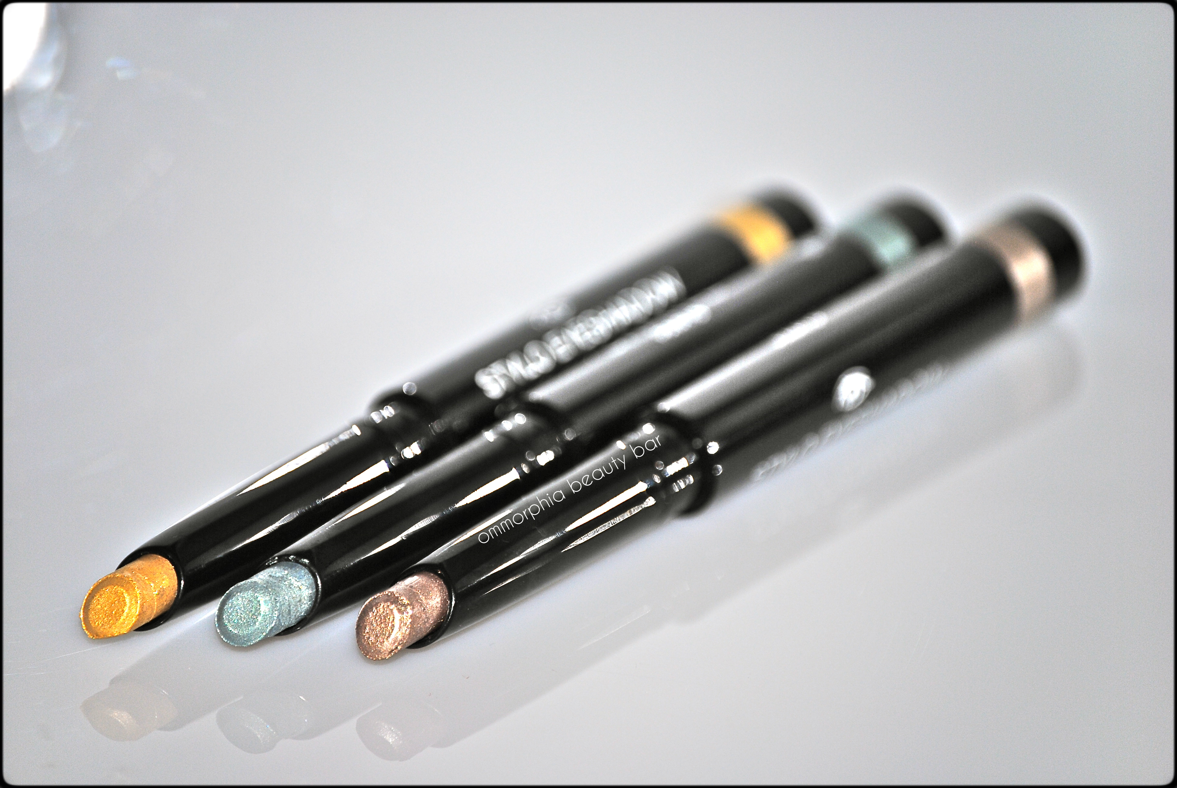 CHANEL Stylo Eyeshadow Trio 2