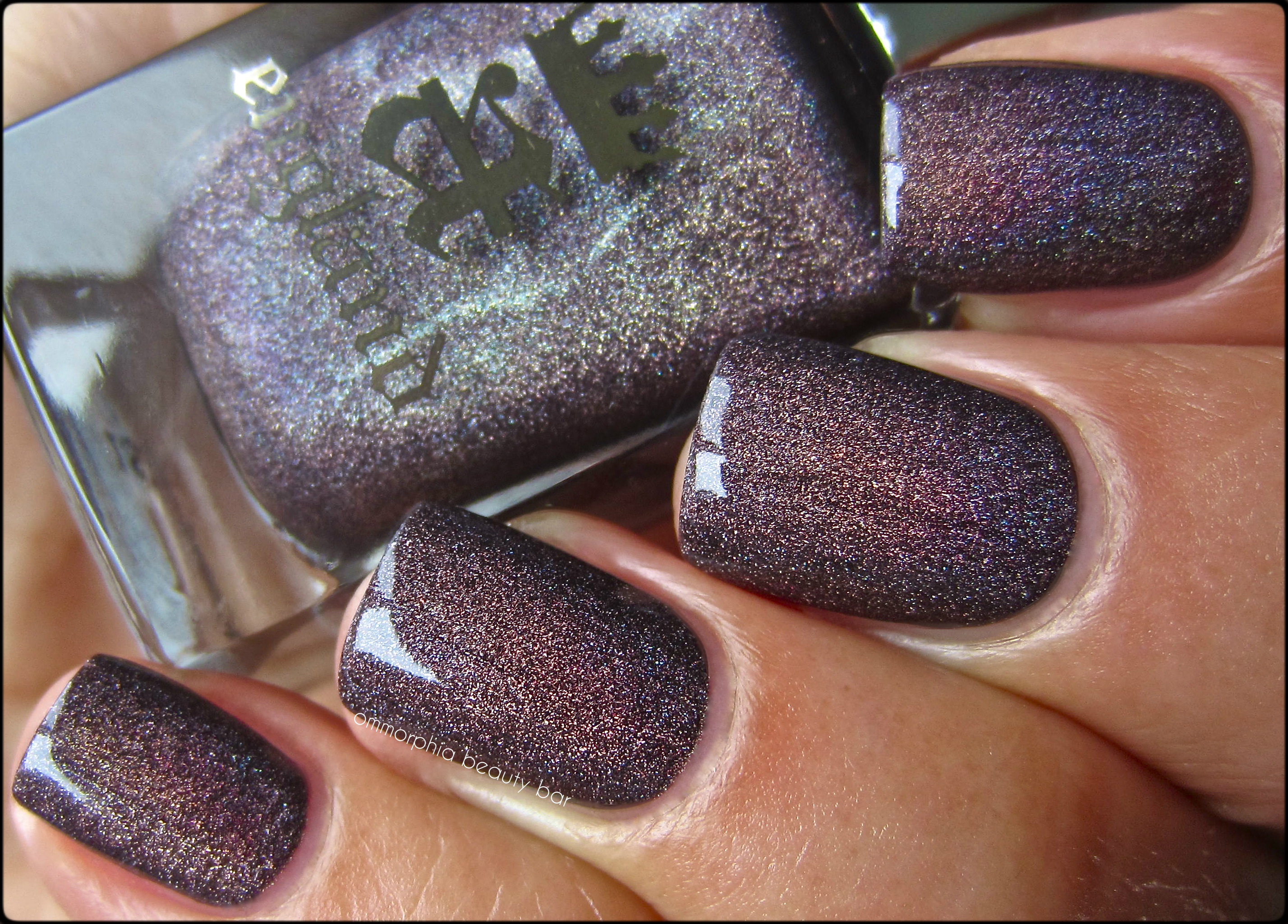a-england Sleeping Palace swatch