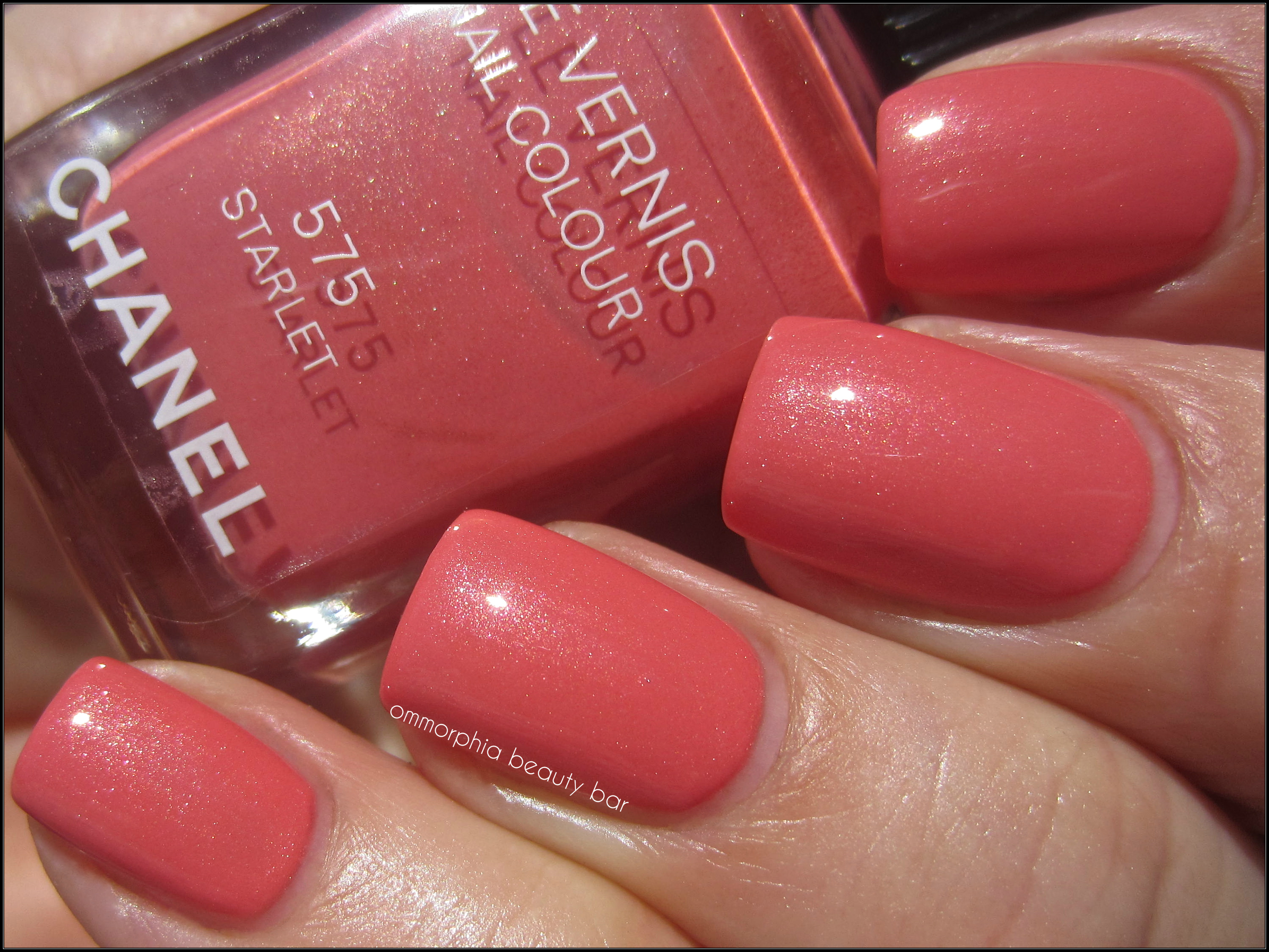 CHANEL Starlet swatch