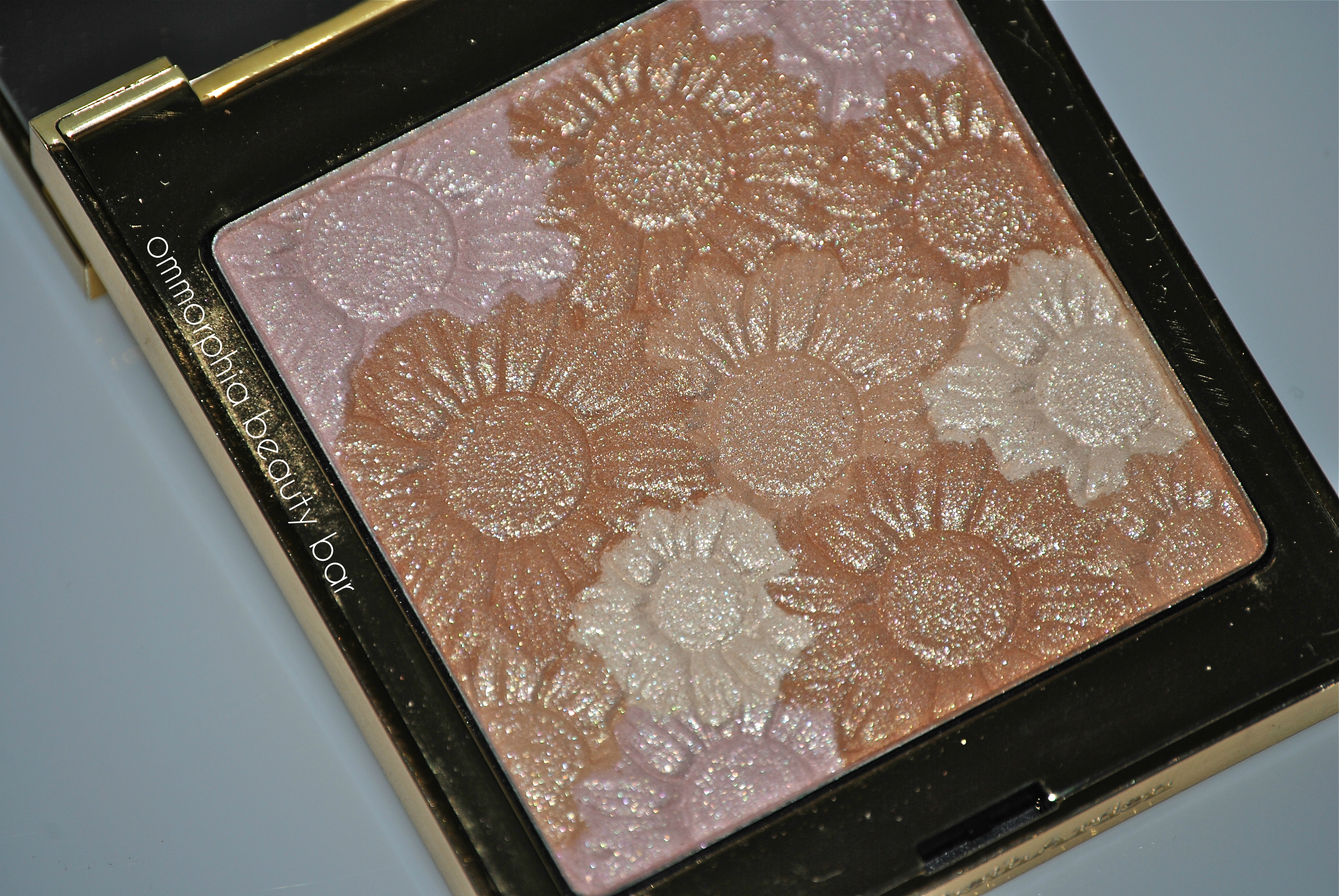EA Soft Bronzer