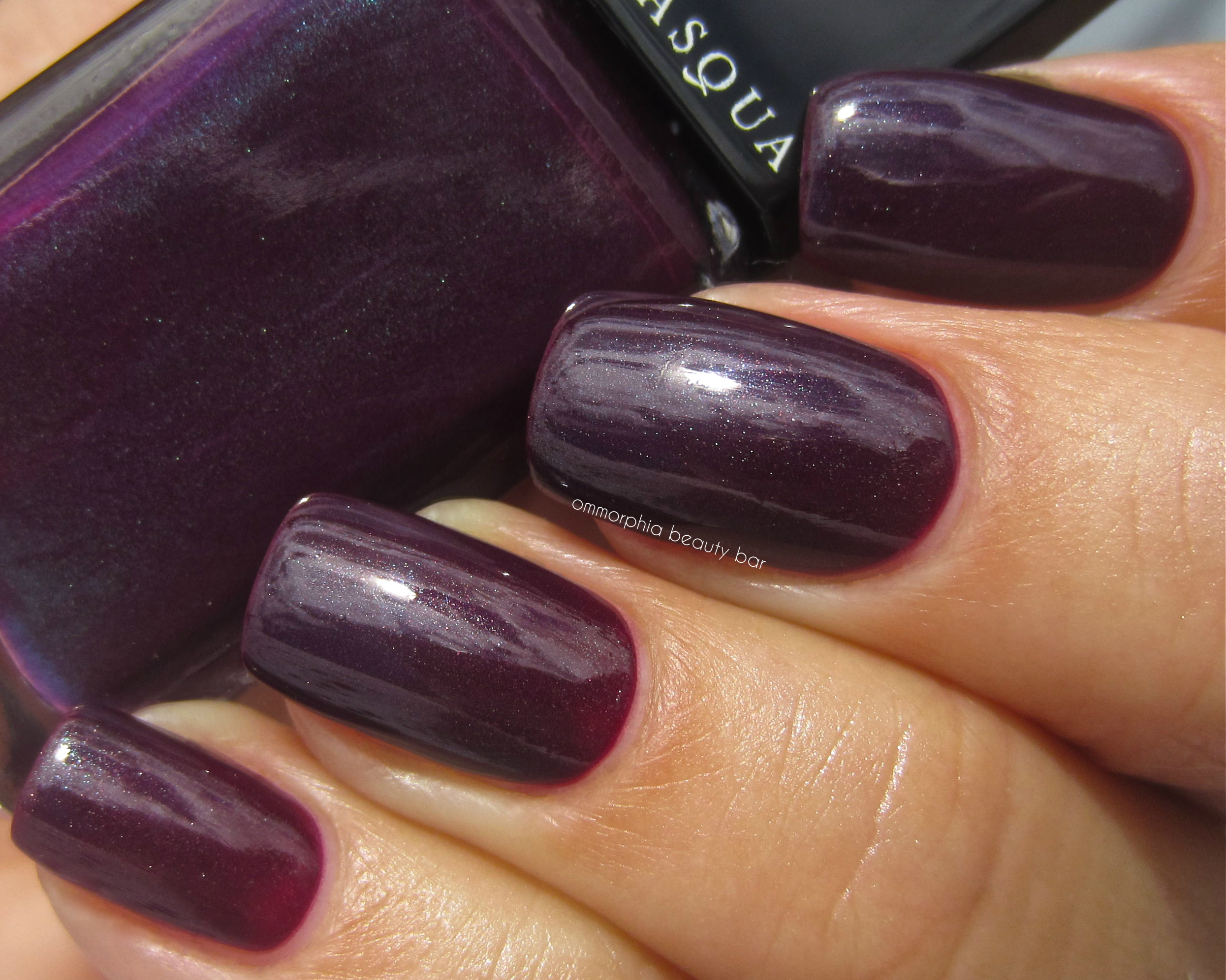 Illamasqua Gothiqua swatch