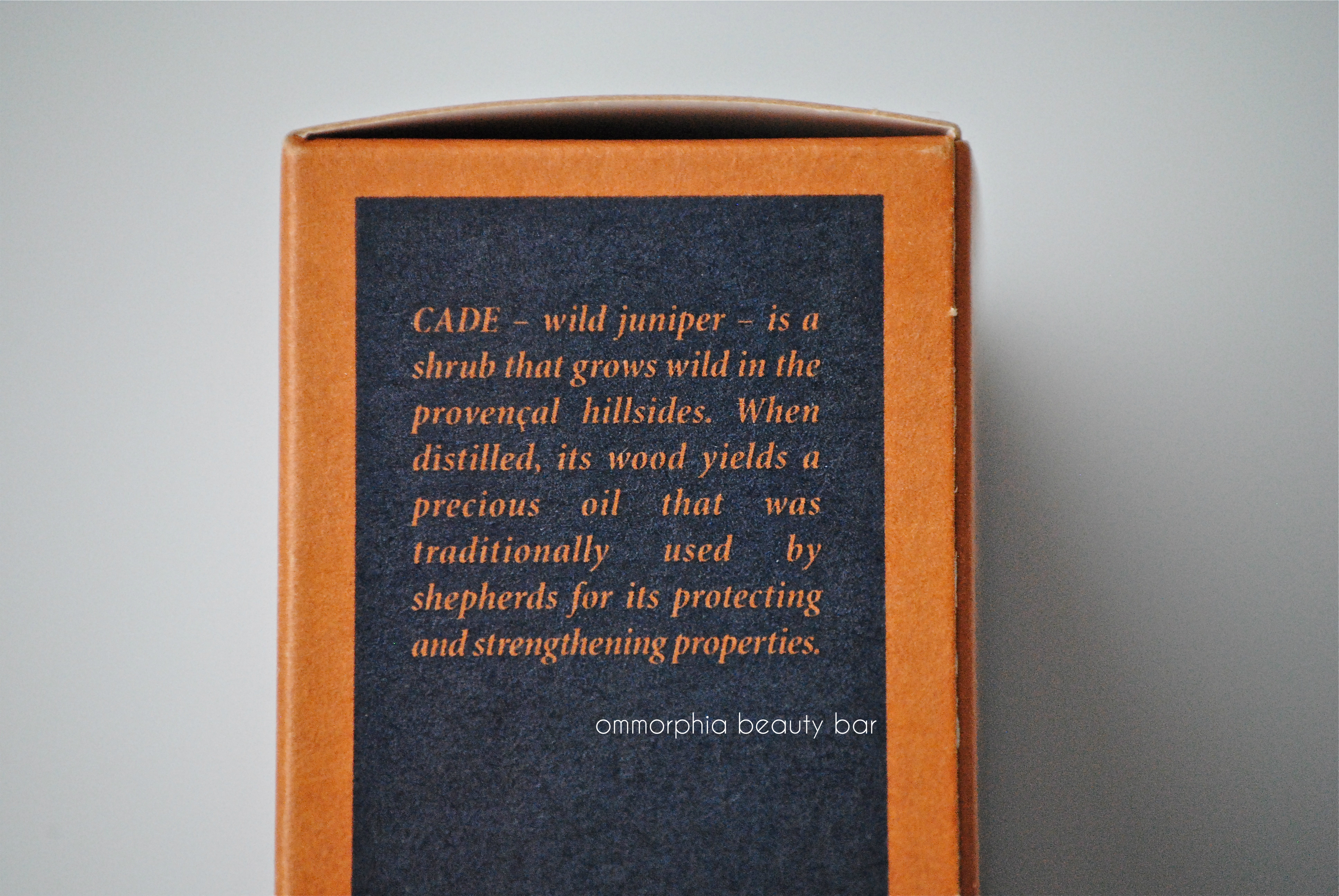 L'Occitane Cade Shaving Cream info