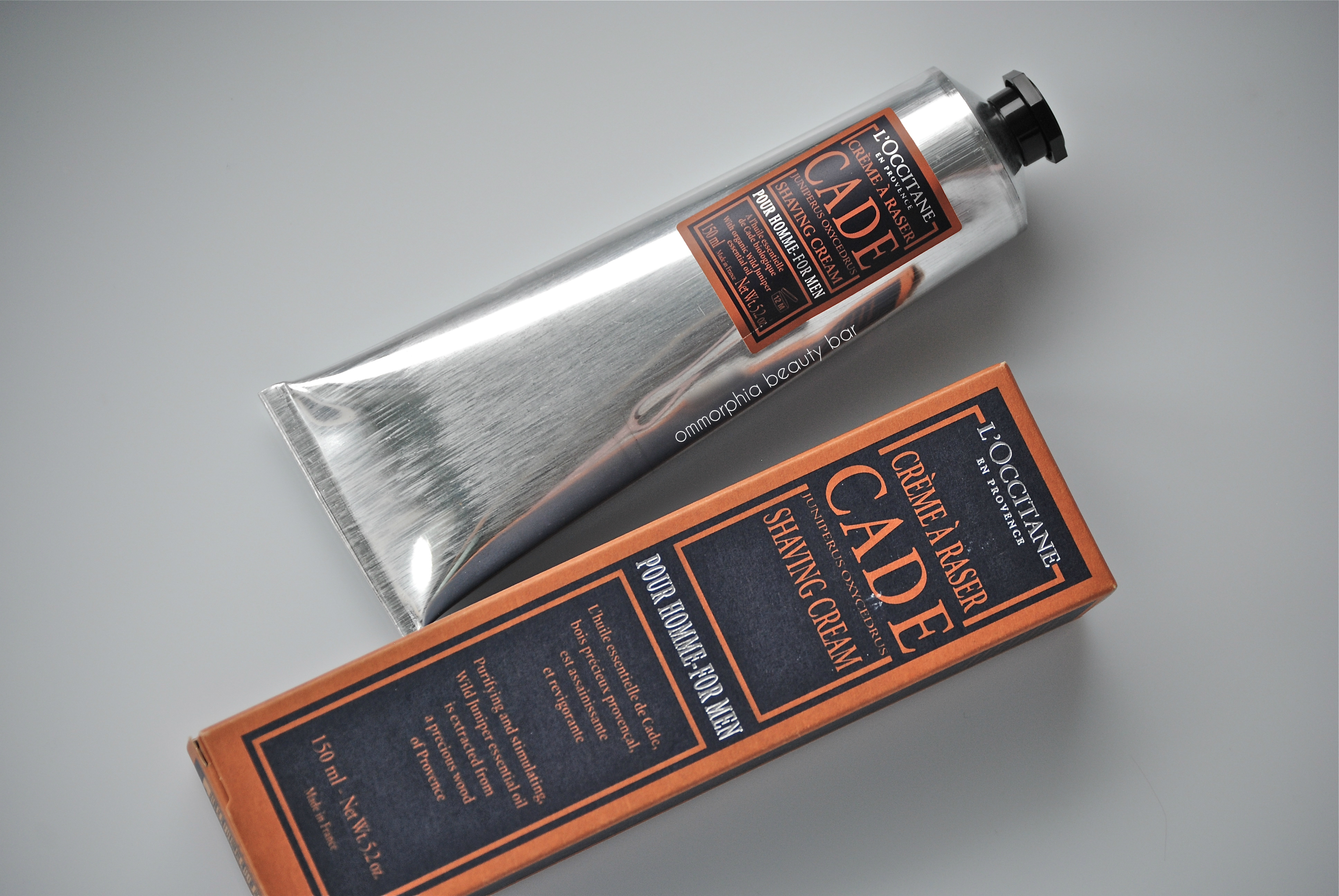 L'Occitane Cade Shaving Cream with box