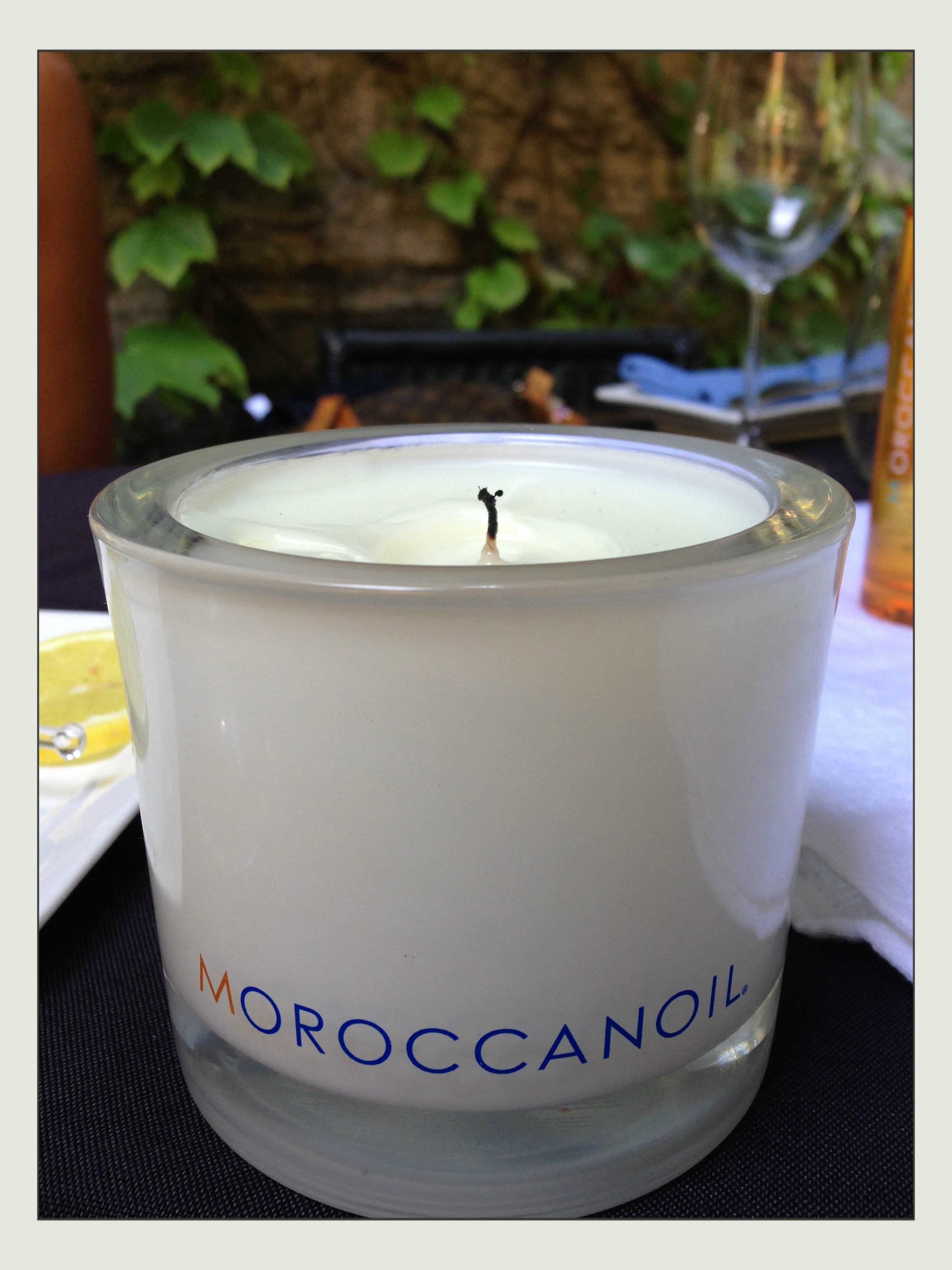 Moroccanoil event candle