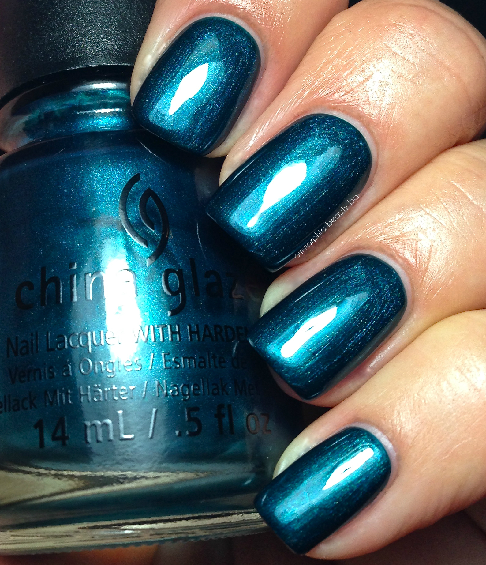 CG Tongue & Chic swatch