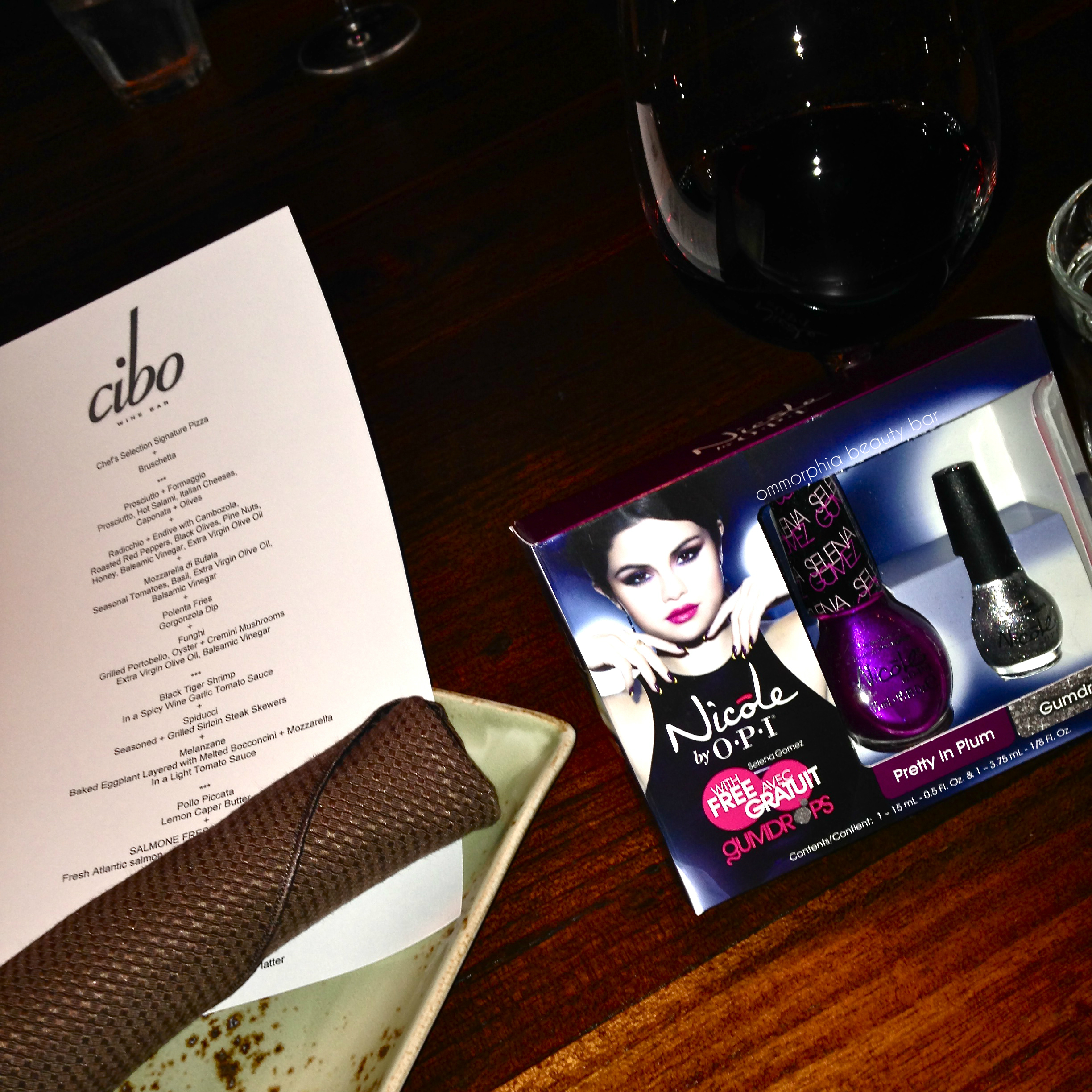 OPI Suzi dinner NOPI shades 2