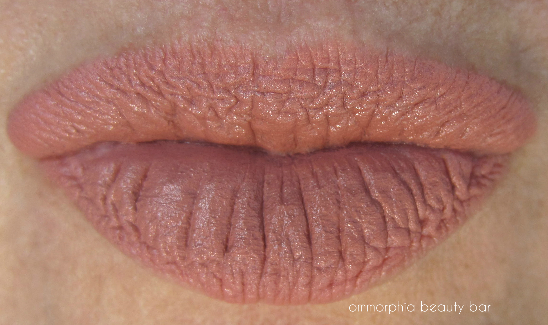 Shu Uemura M BG 942 swatch 3
