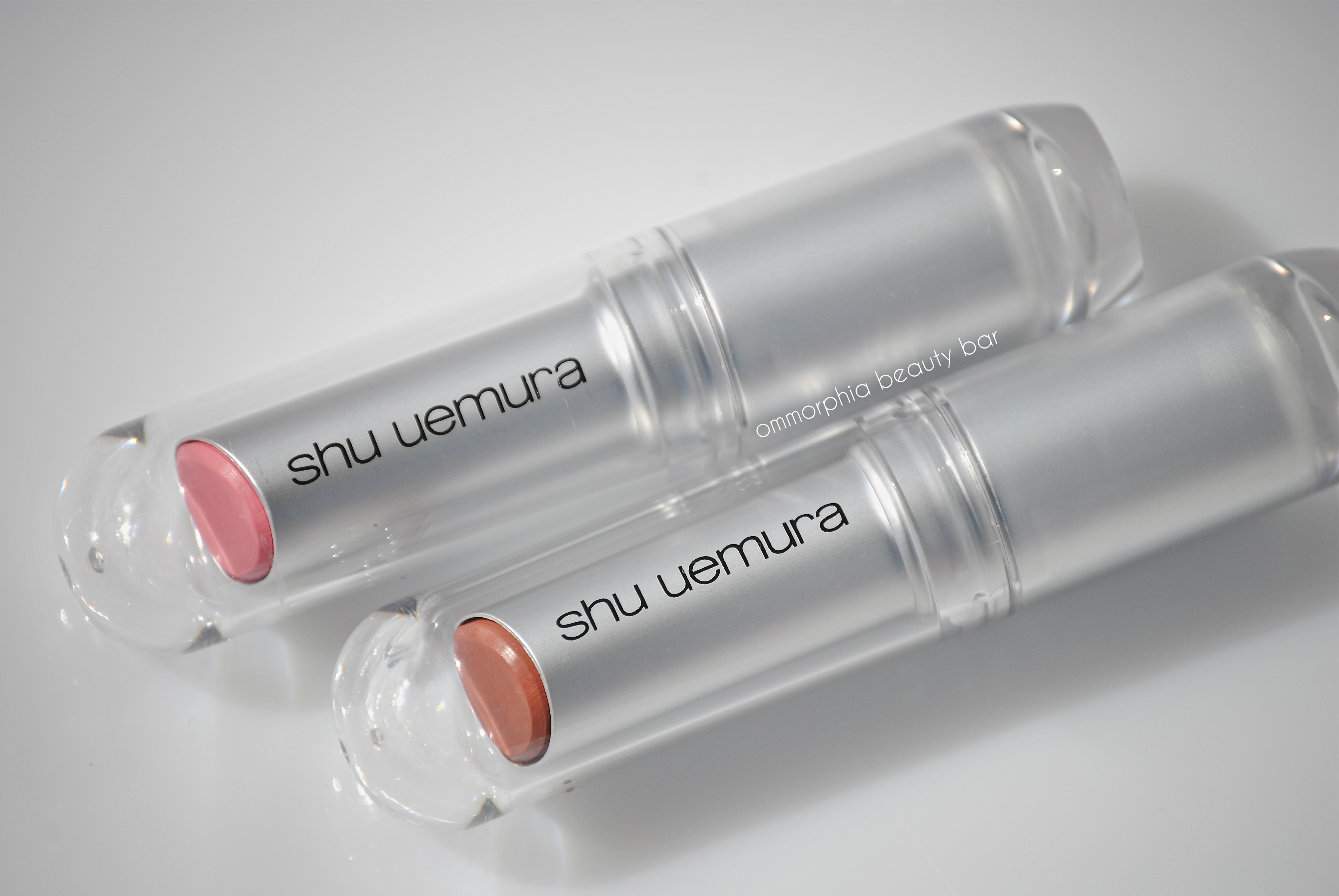 SU Eye-Conic lipsticks opener