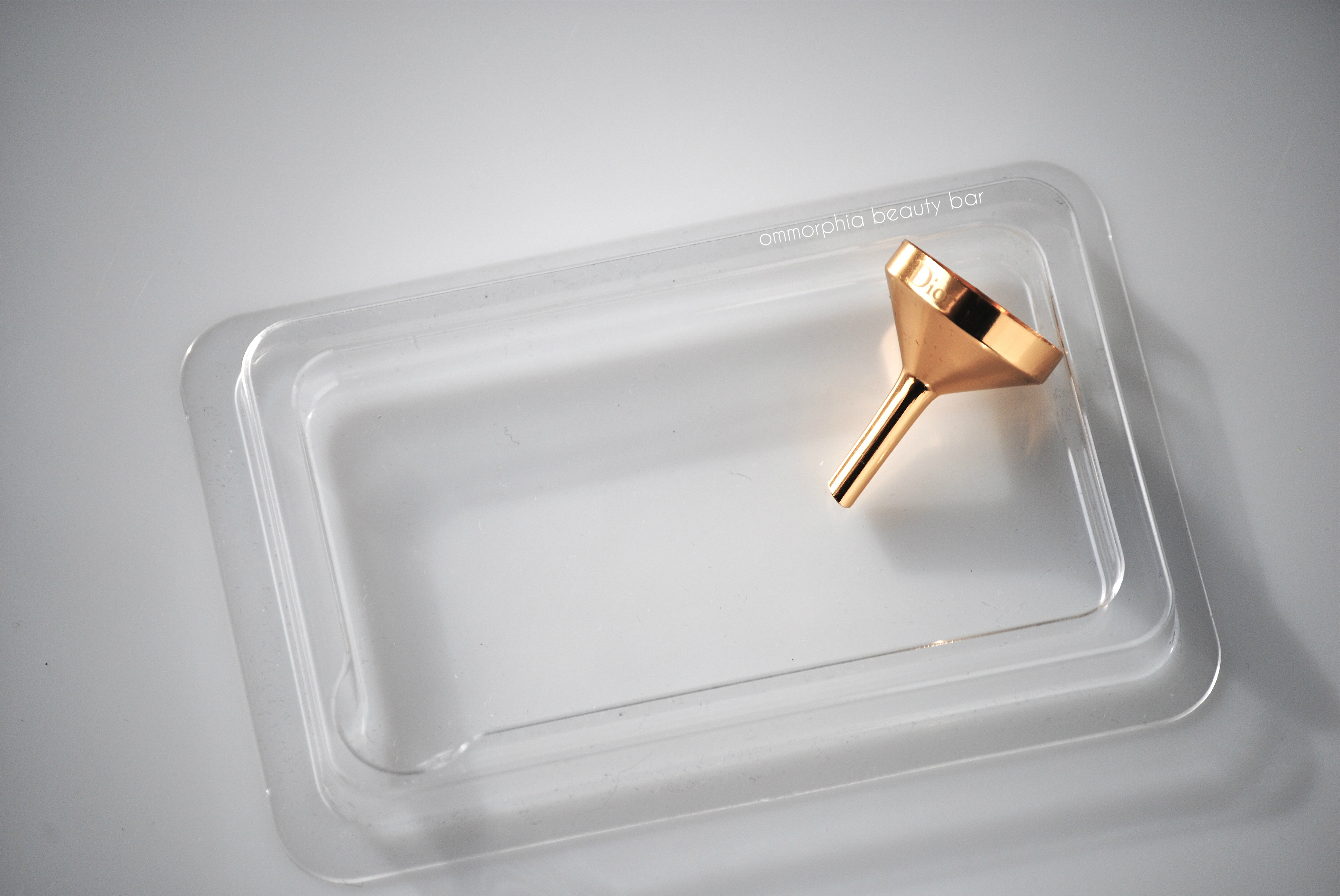 Dior Jewel Manicure Duo tray & funnel