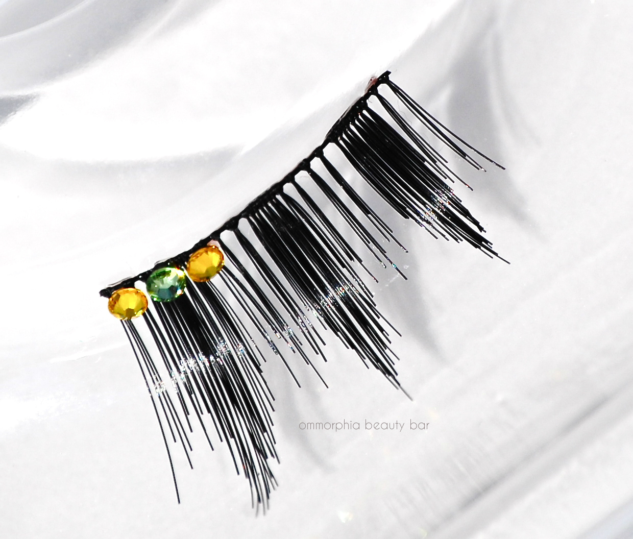 shu uemura mini yellow quartz lashes macro