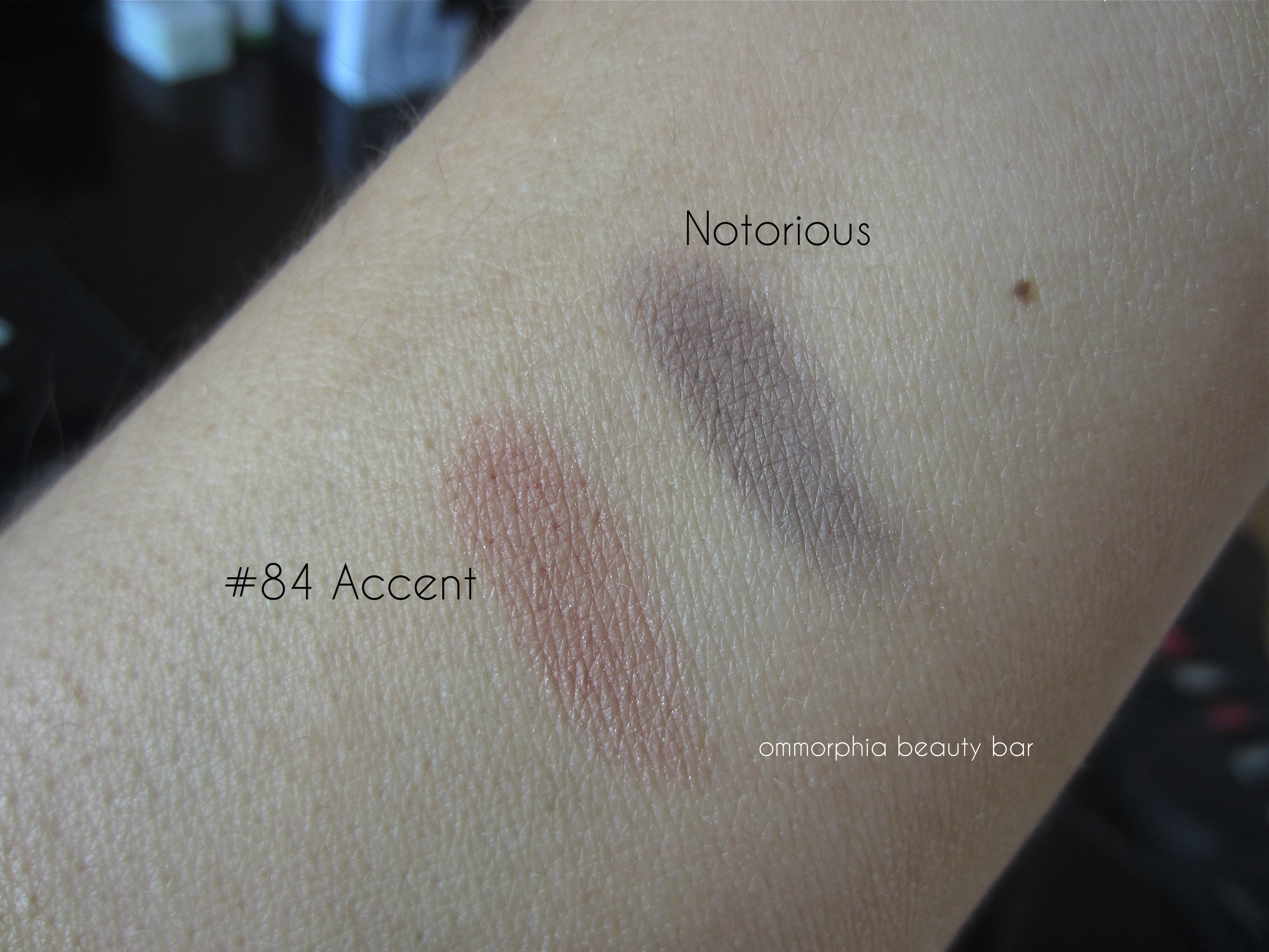CHANEL Accent vs Notorious swatch