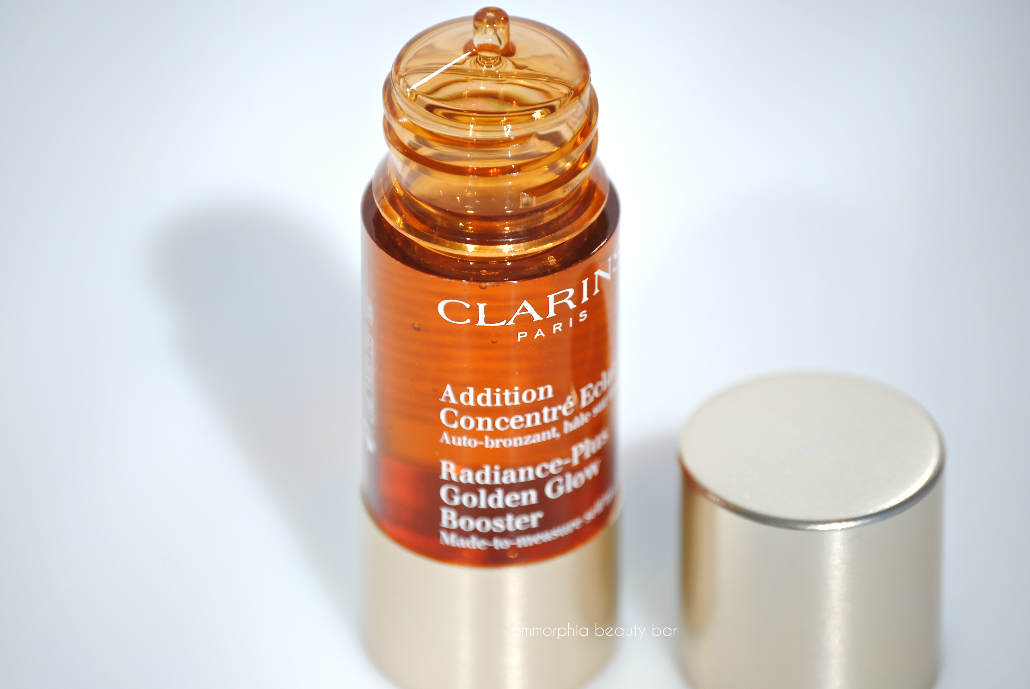 Clarins Golden Glow Booster 4