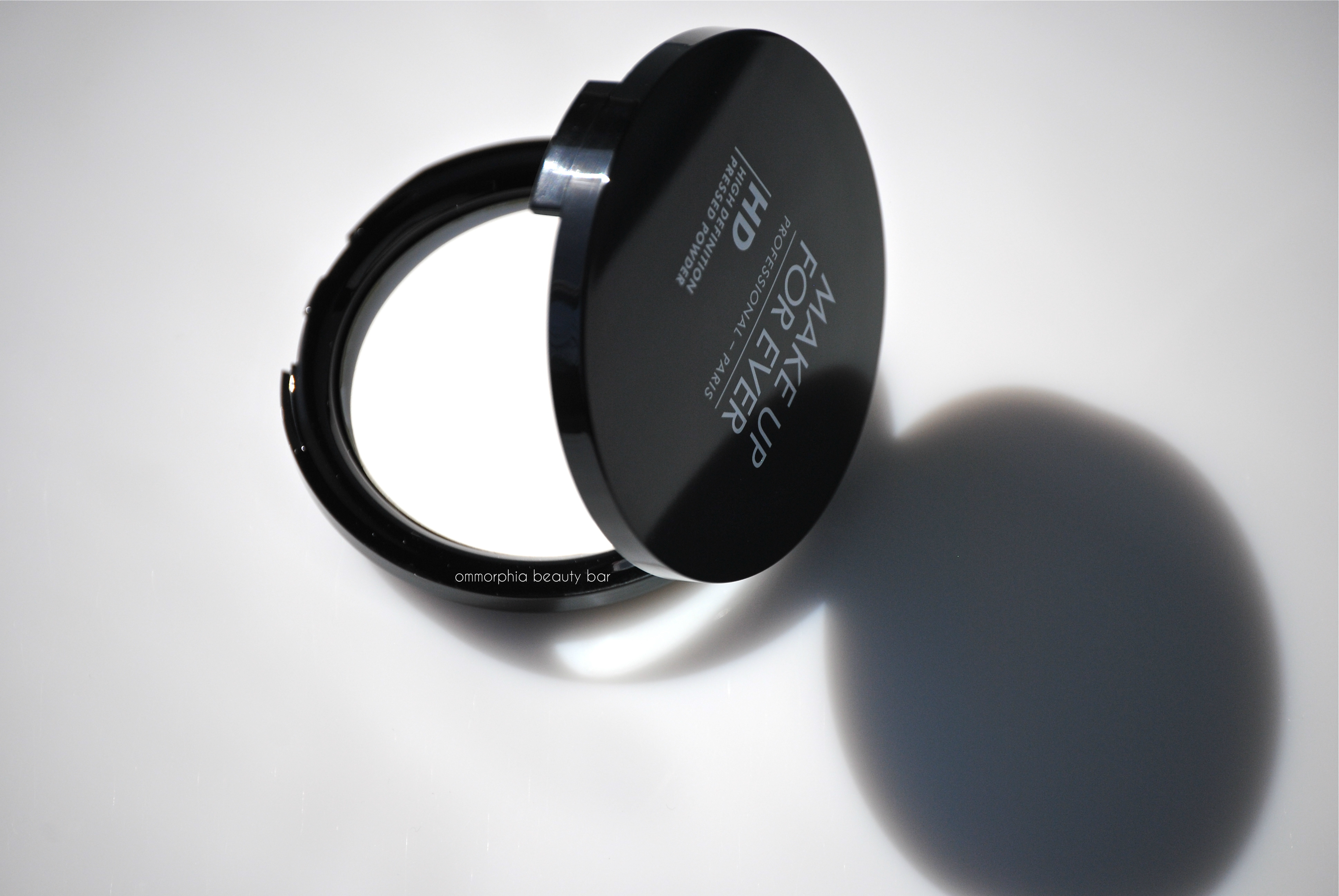 MUFE HD Pressed Powder closer