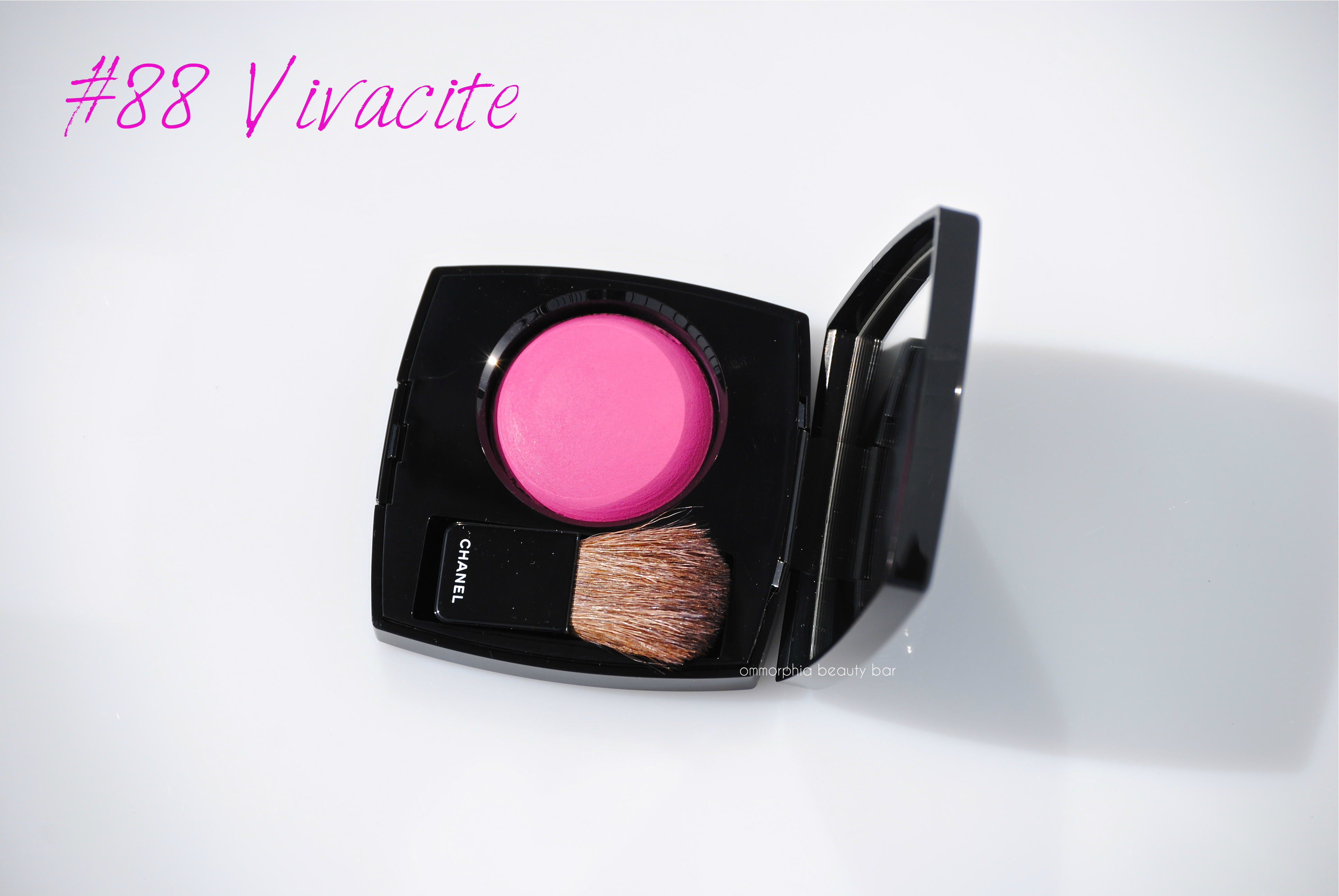 CHANEL Vivacite
