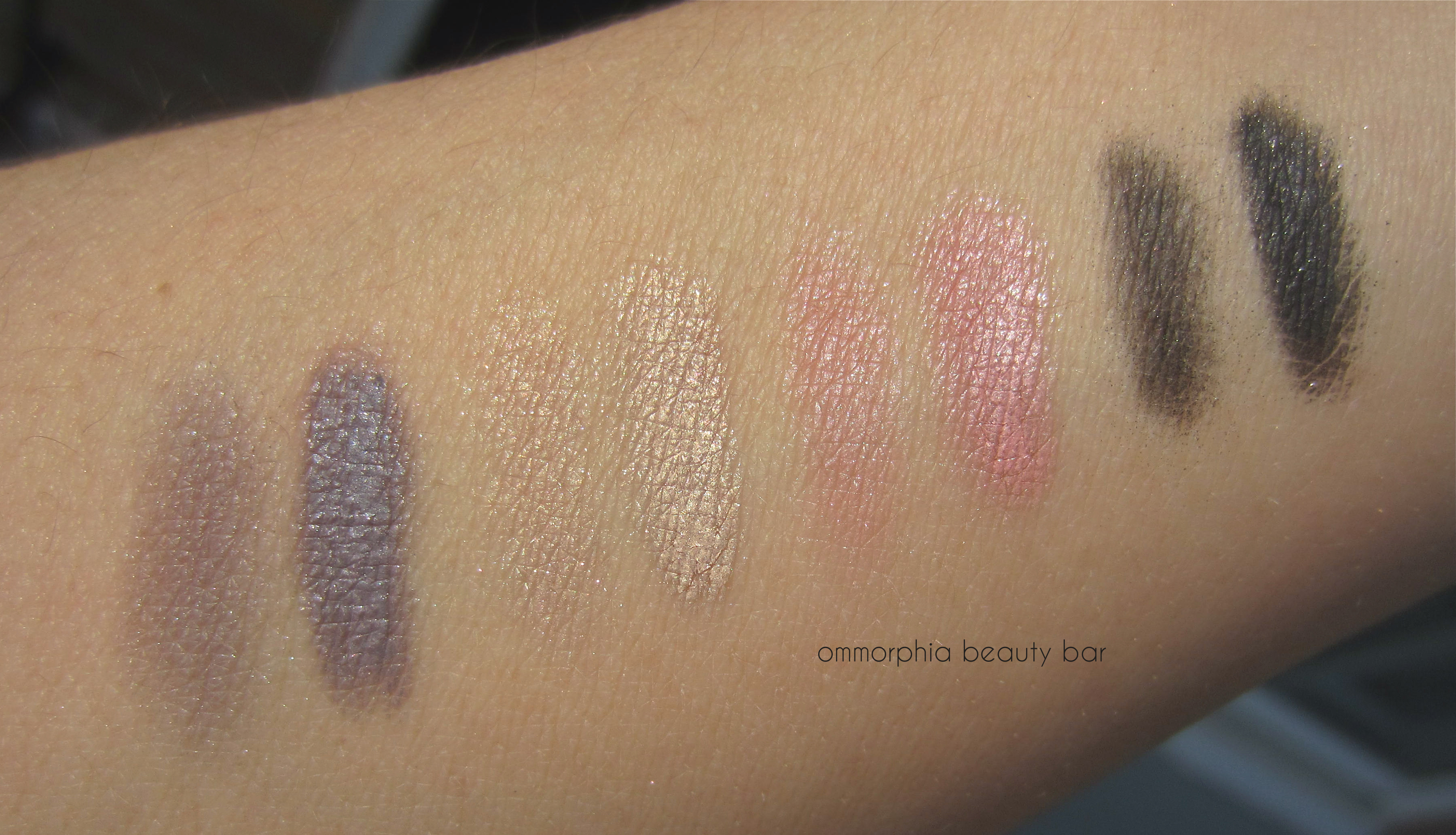 CHANEL Jardin Zen quad swatches