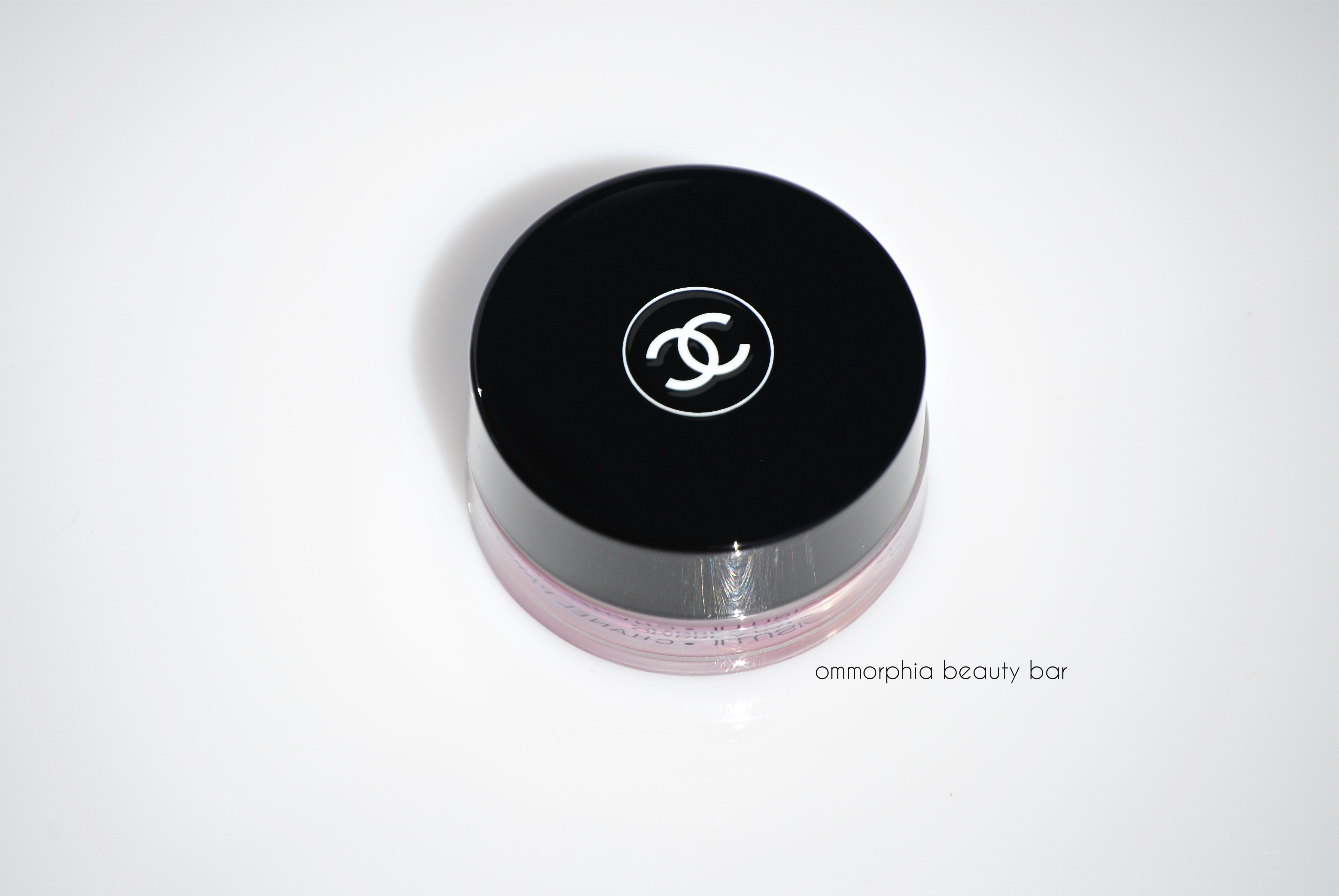 CHANEL Rose des Vents closed