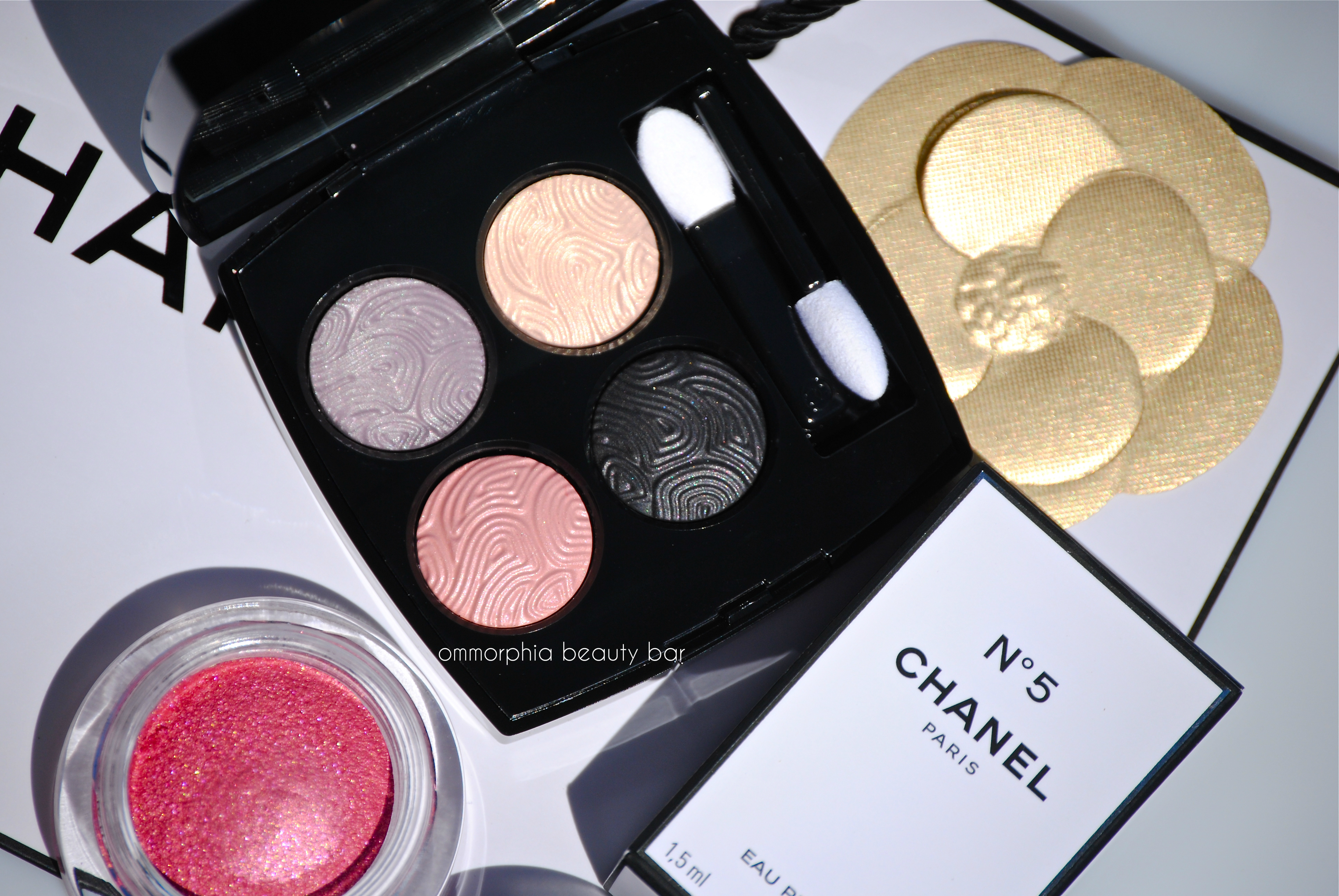 CHANEL Rose des Vents closer