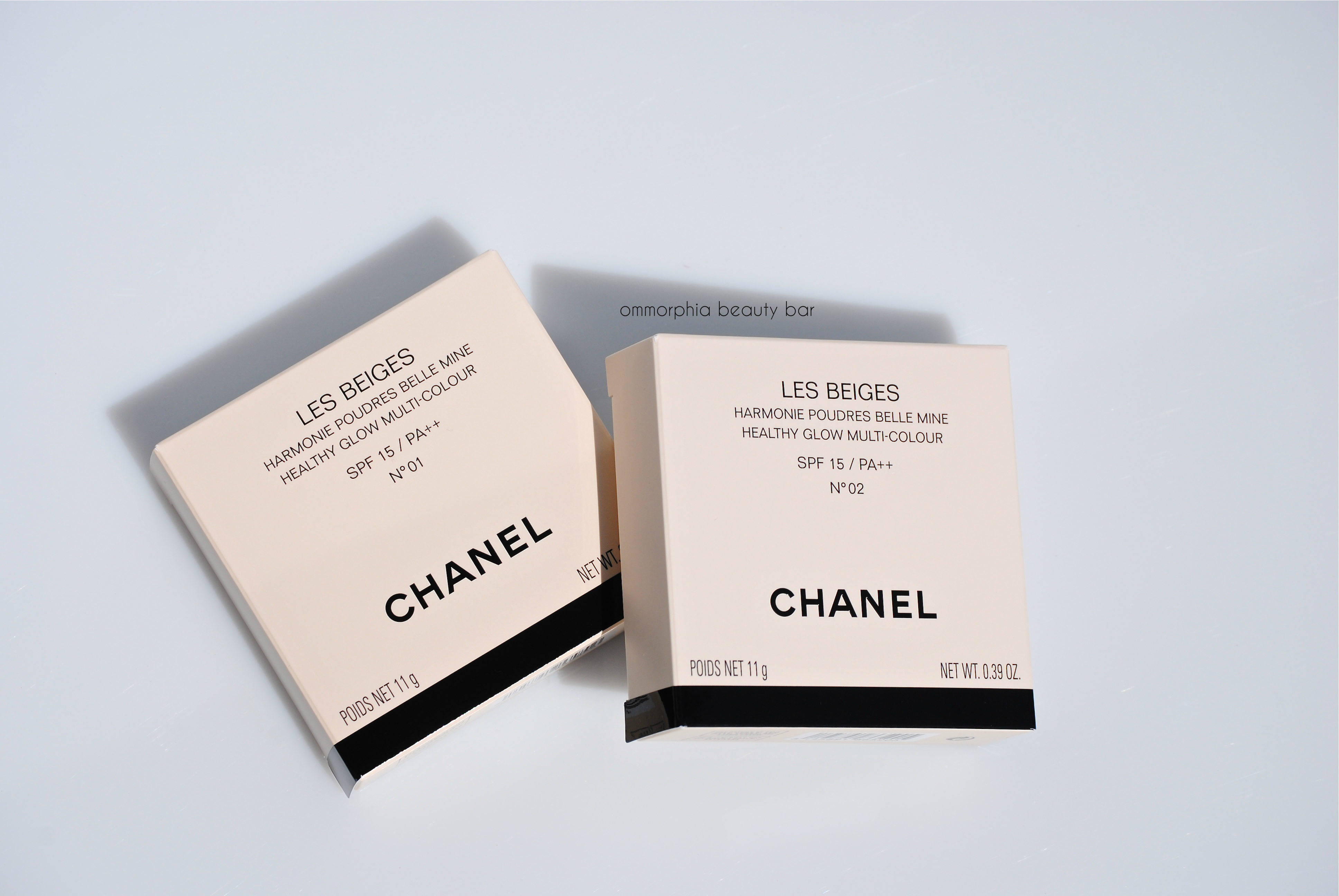 CHANEL Les Beiges Healthy Glow boxes
