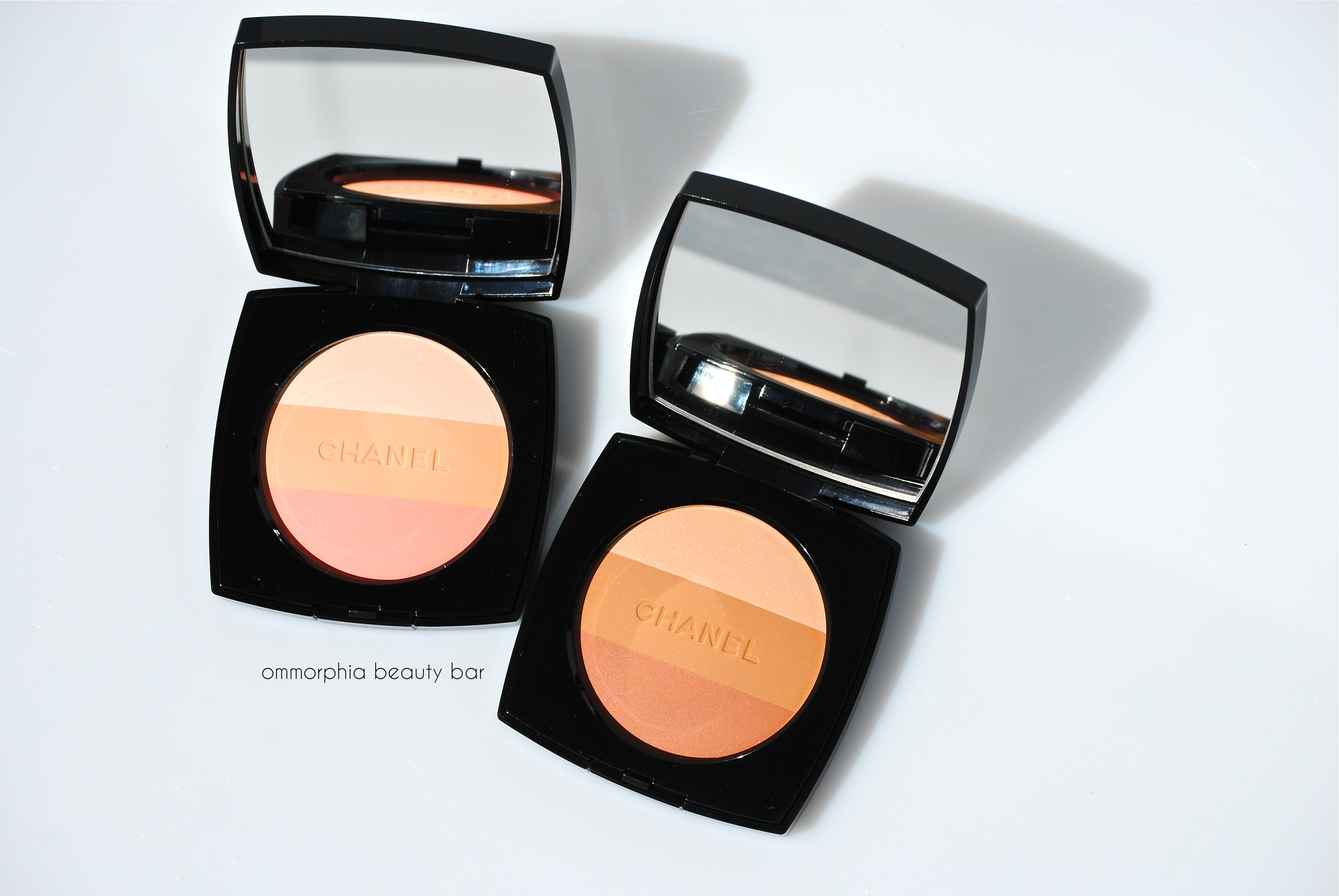 CHANEL Les Beiges Healthy Glow closer