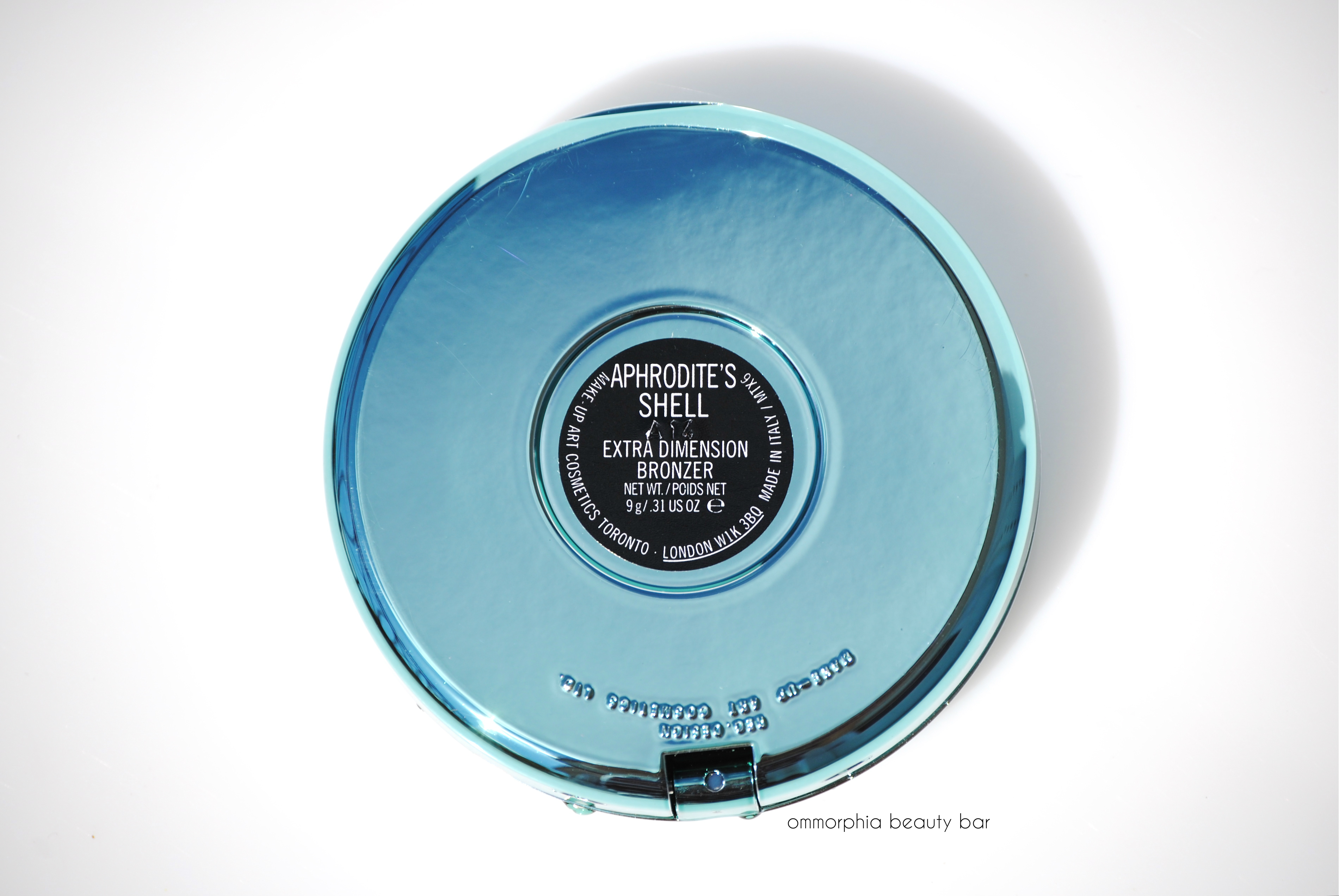 MAC Aphrodite's Shell label