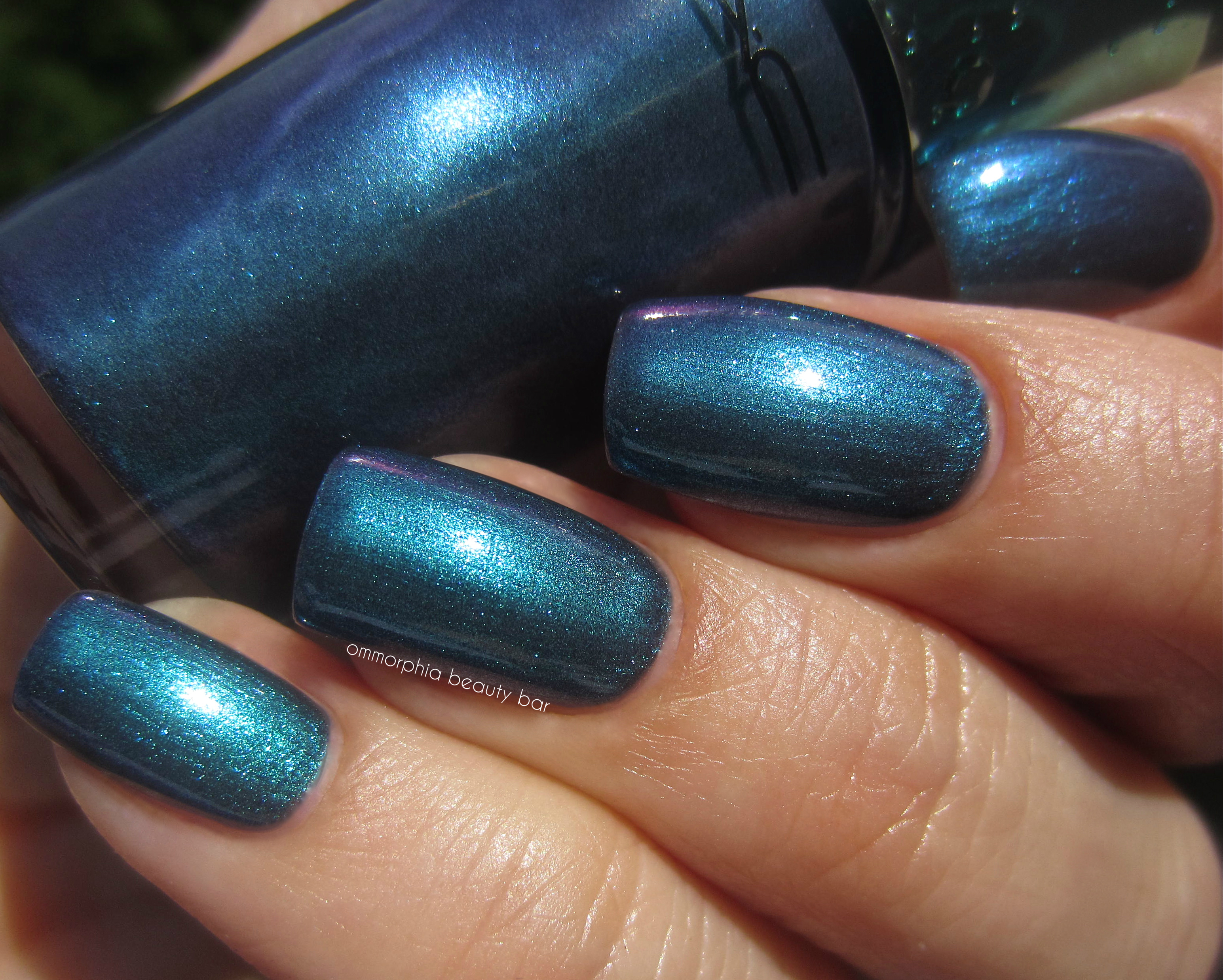 MAC Submerged swatch 3