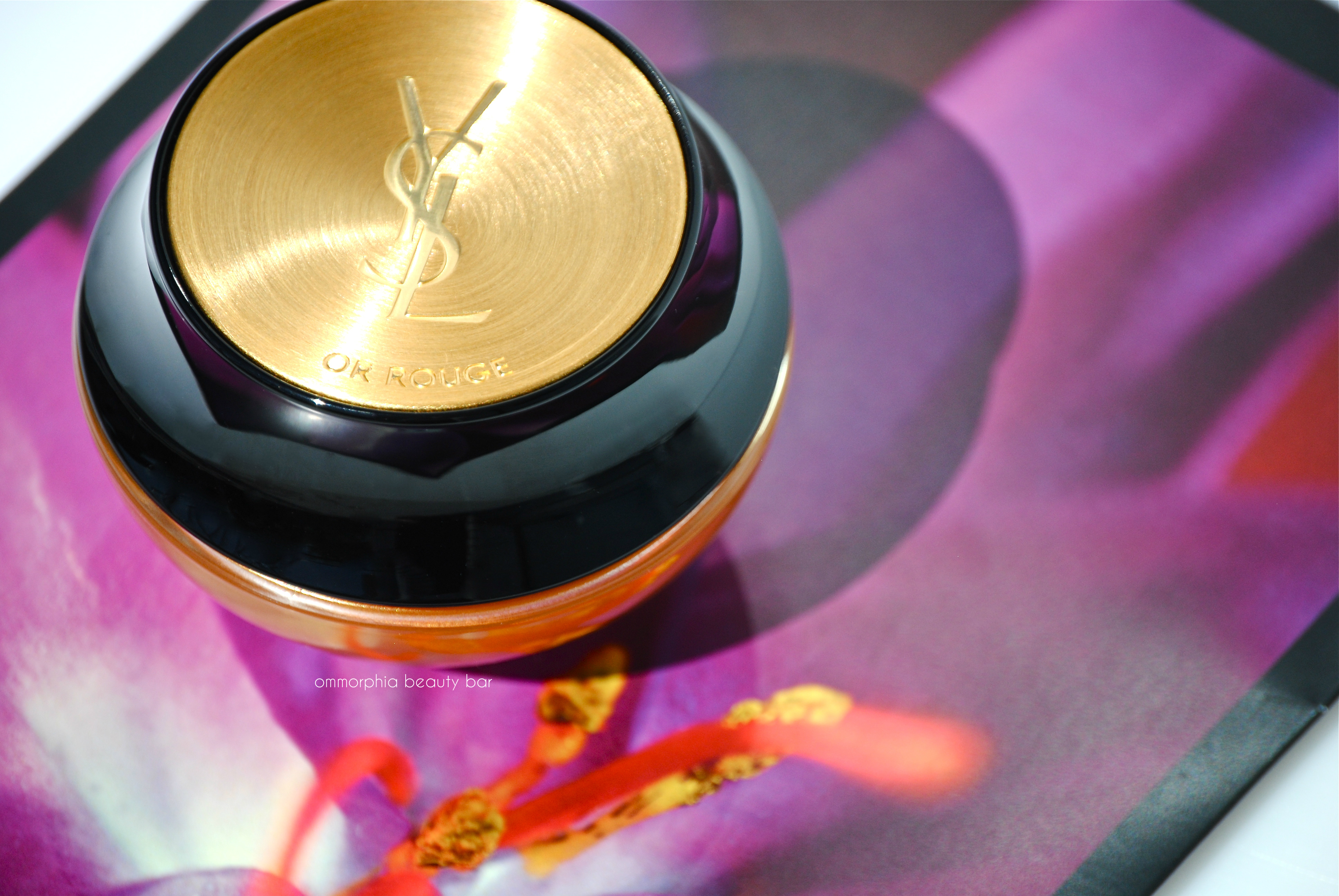 YSL Or Rouge closer