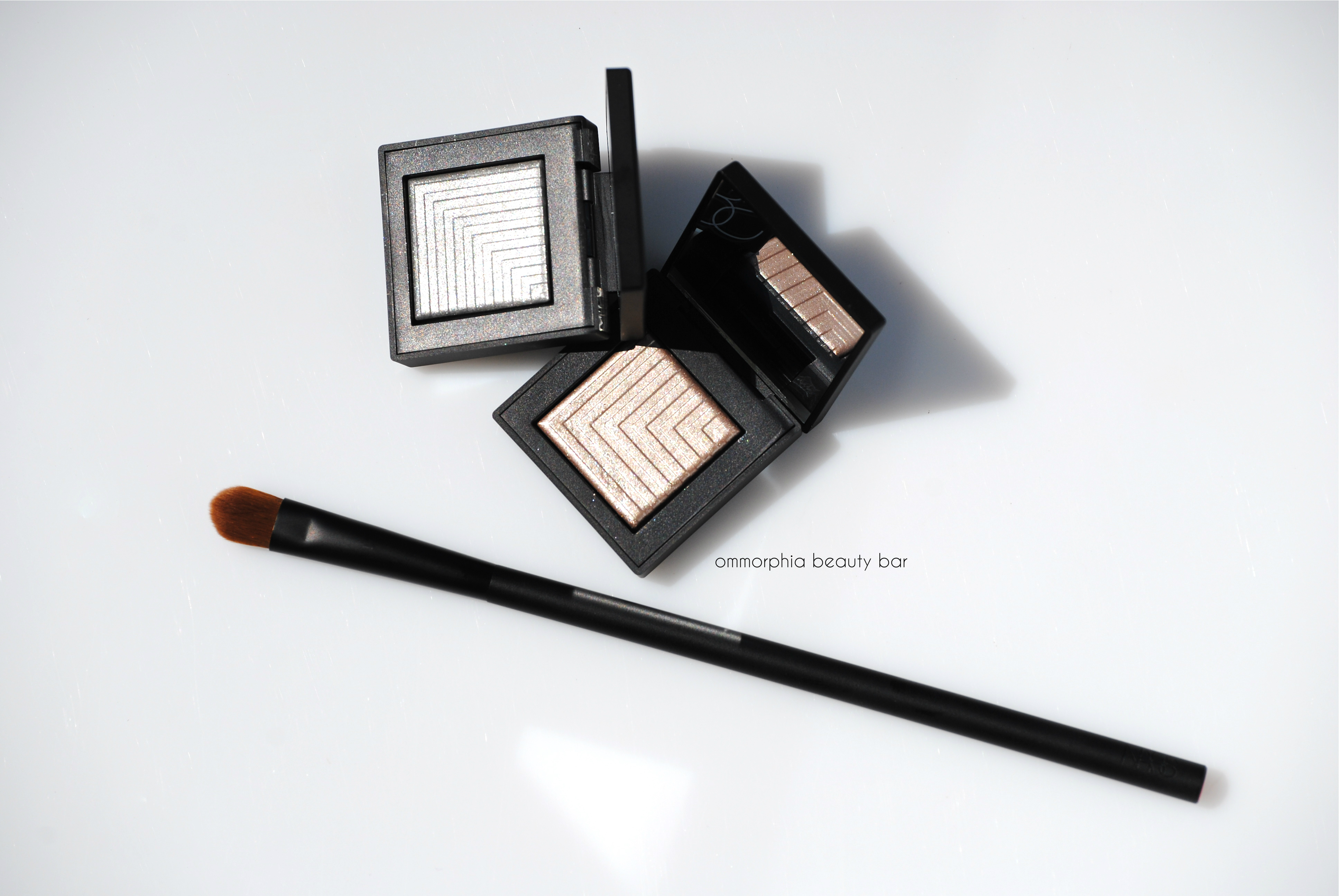 NARS Dual Intensity & brush open