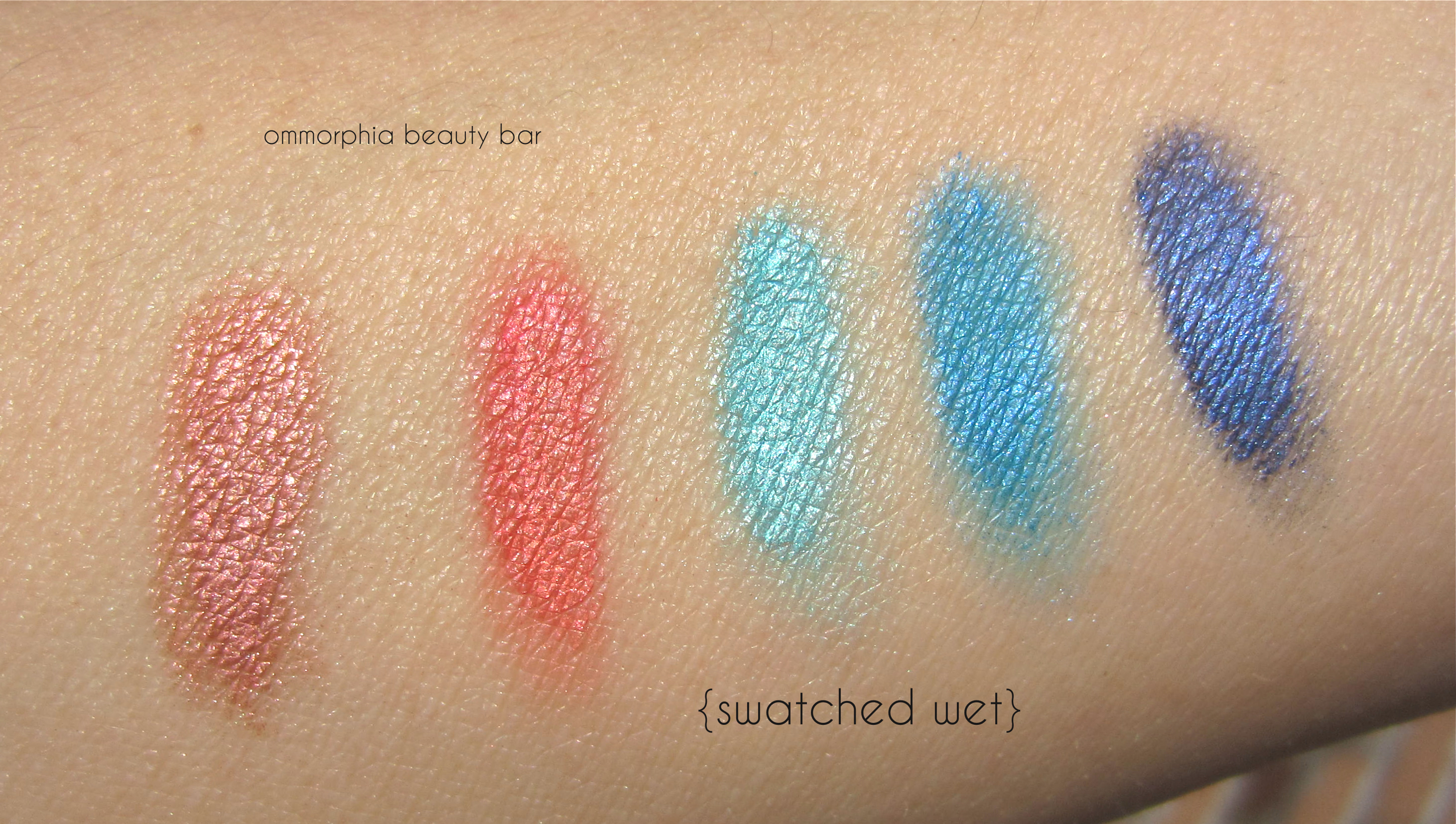 YSL Bleus Lumiere swatches wet