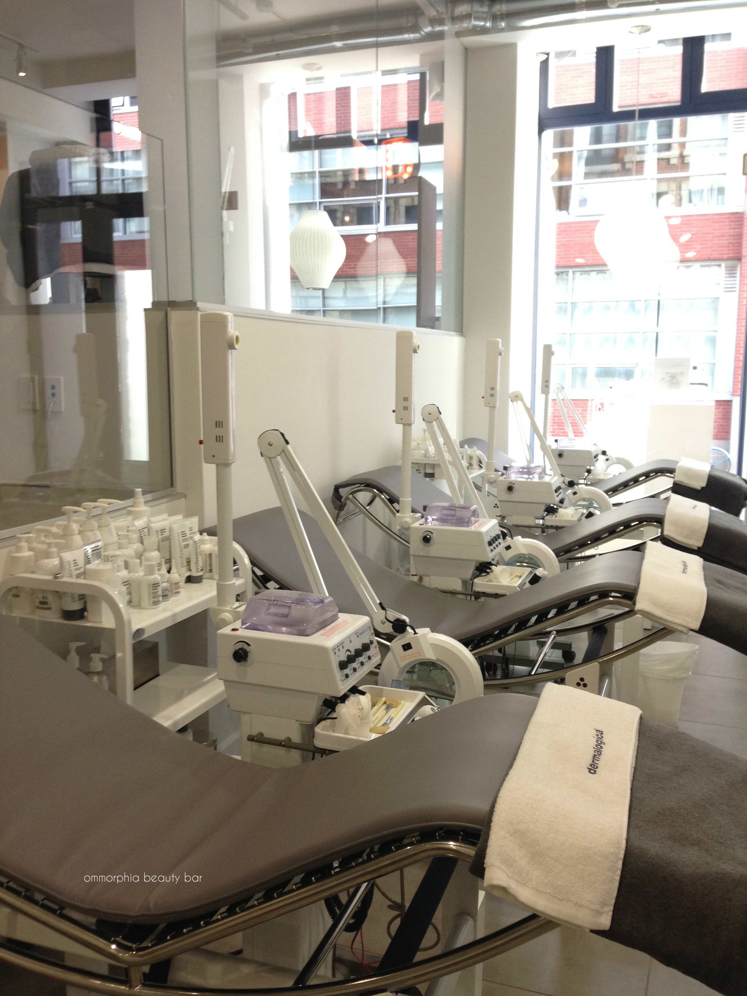 Dermalogica event chairs