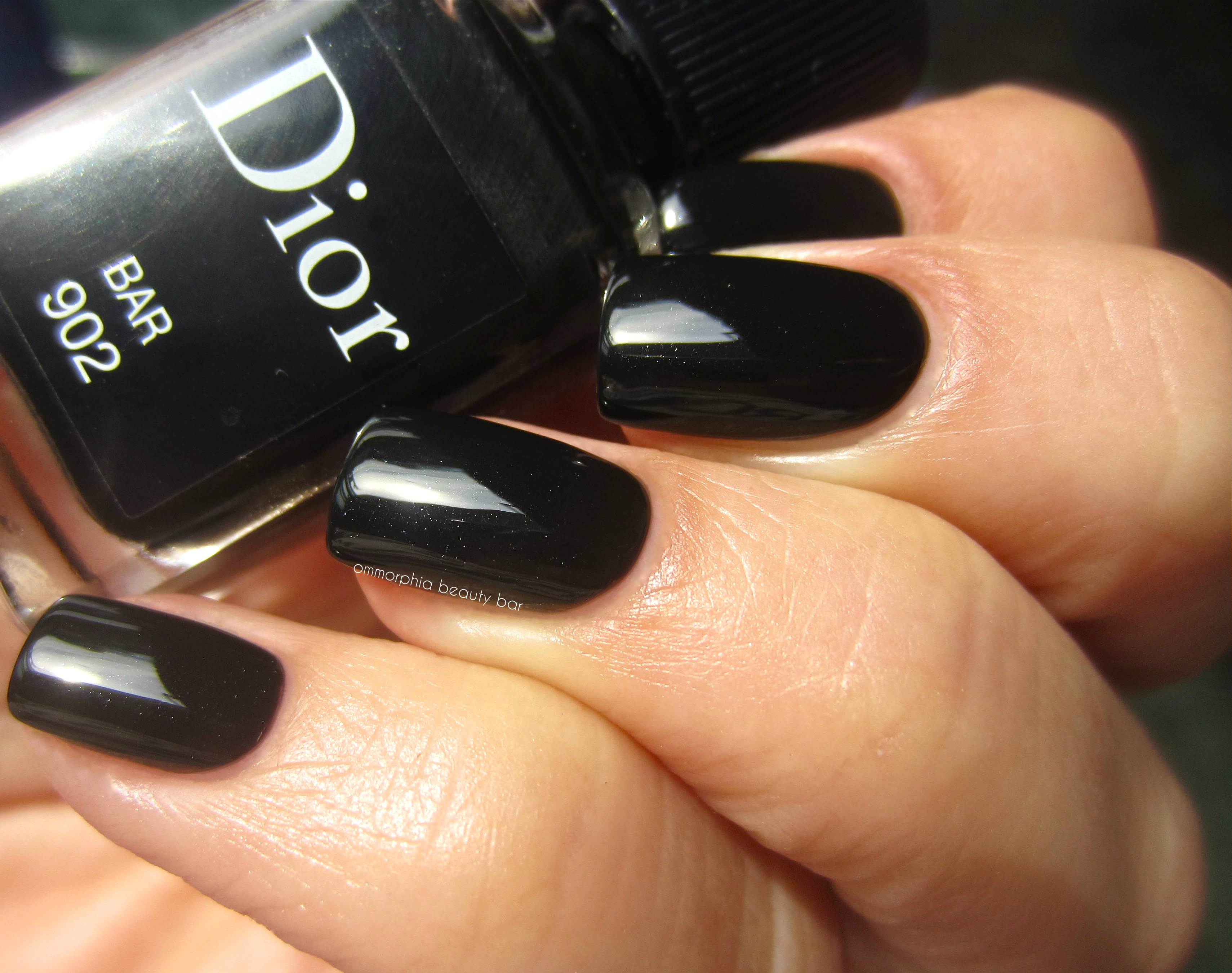 Dior #902 Bar swatch 2