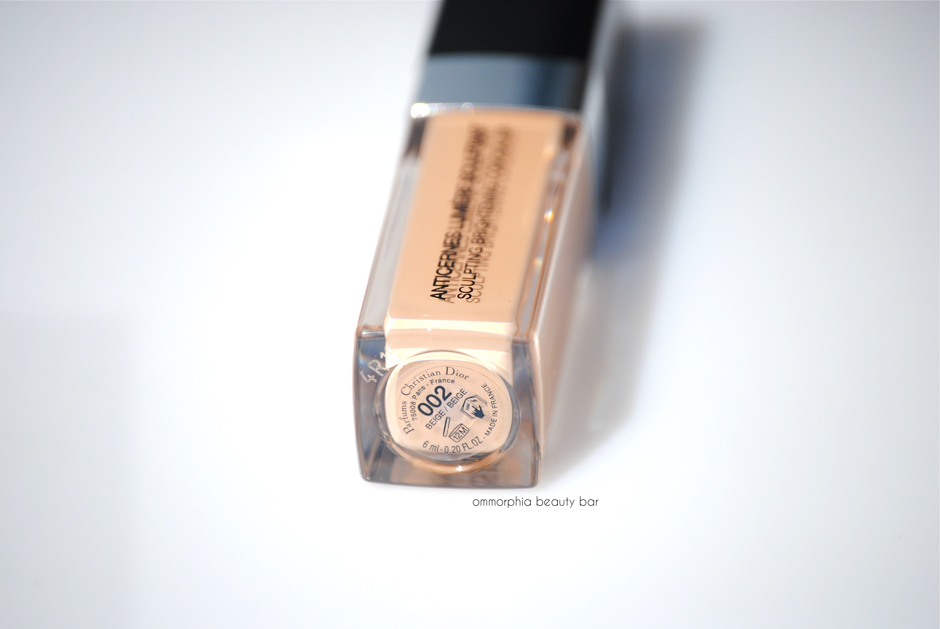 Dior Diorskin Star Concealer 002 label