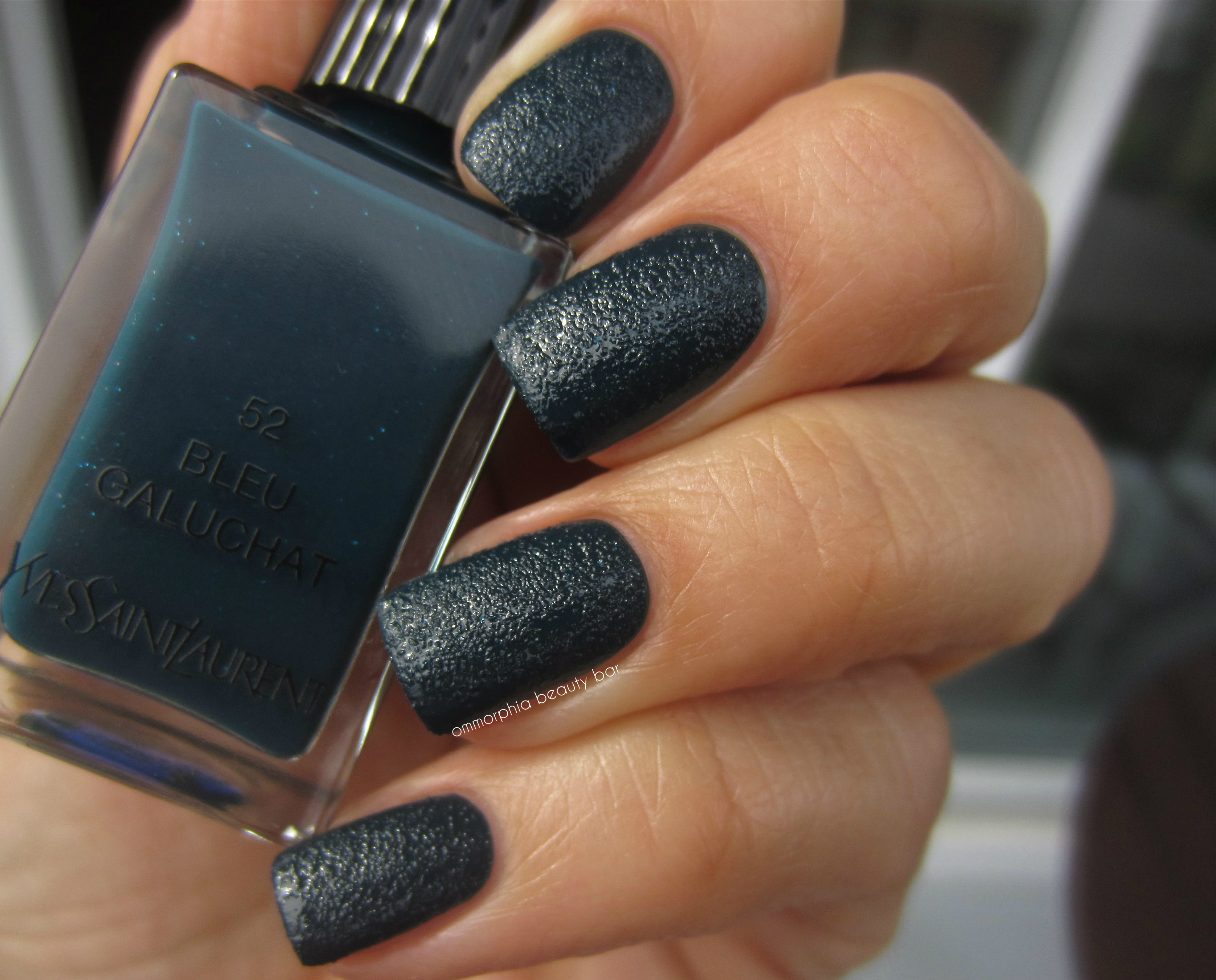 YSL #52 Bleu Galuchat swatch 3