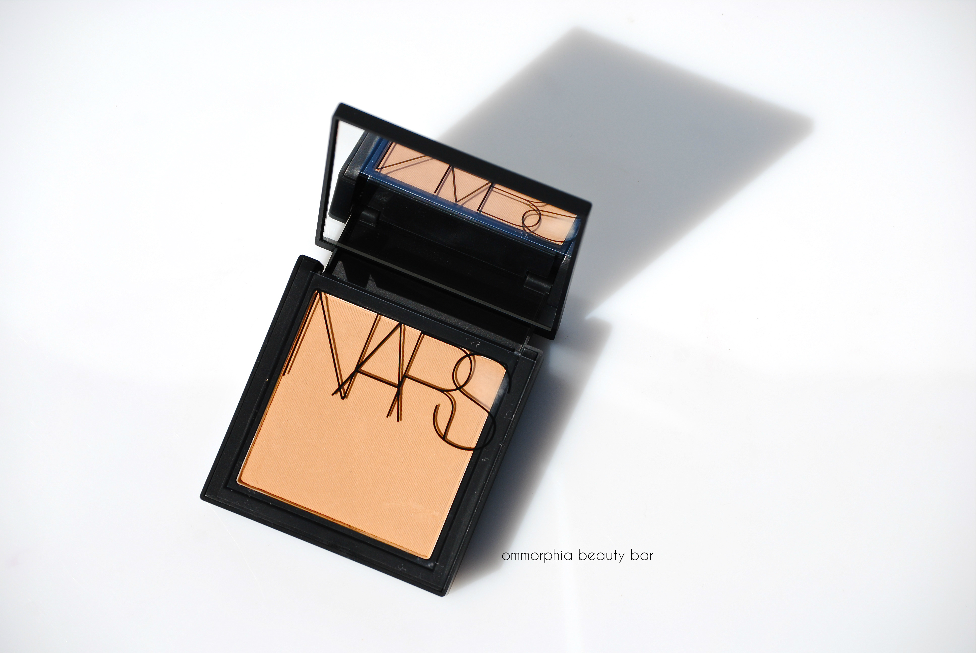 NARS Barcelona Powder Foundation open