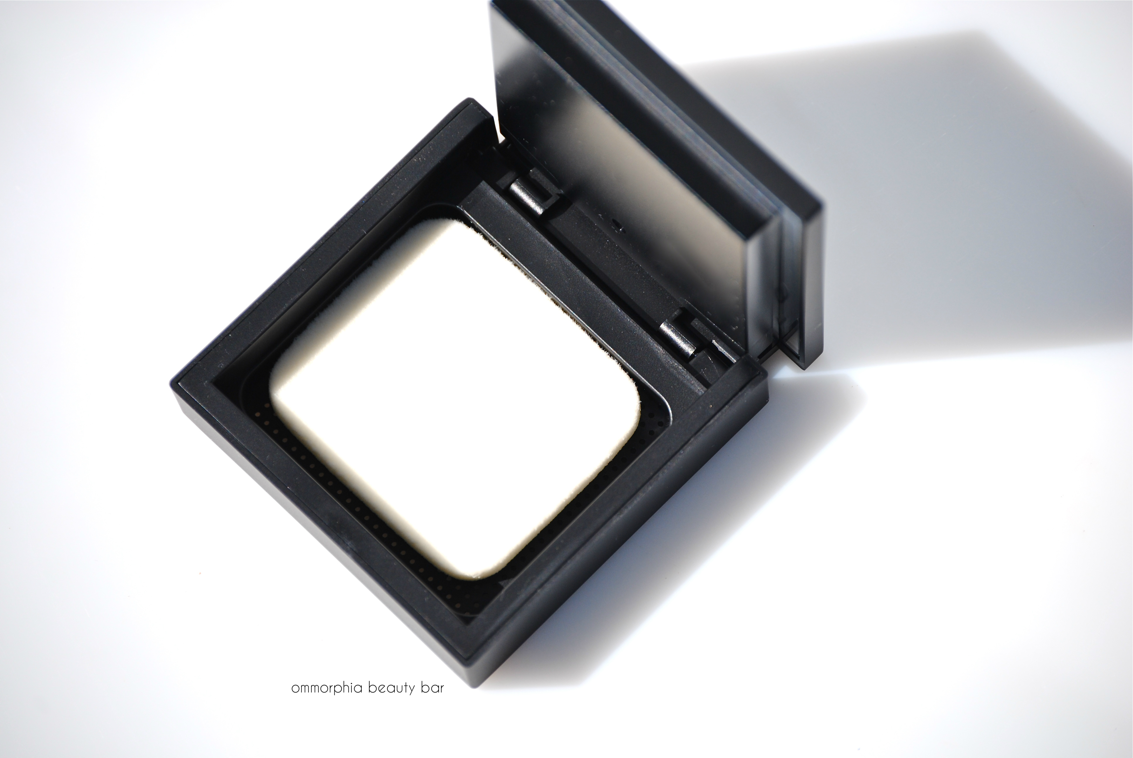 NARS Barcelona Powder Foundation sponge