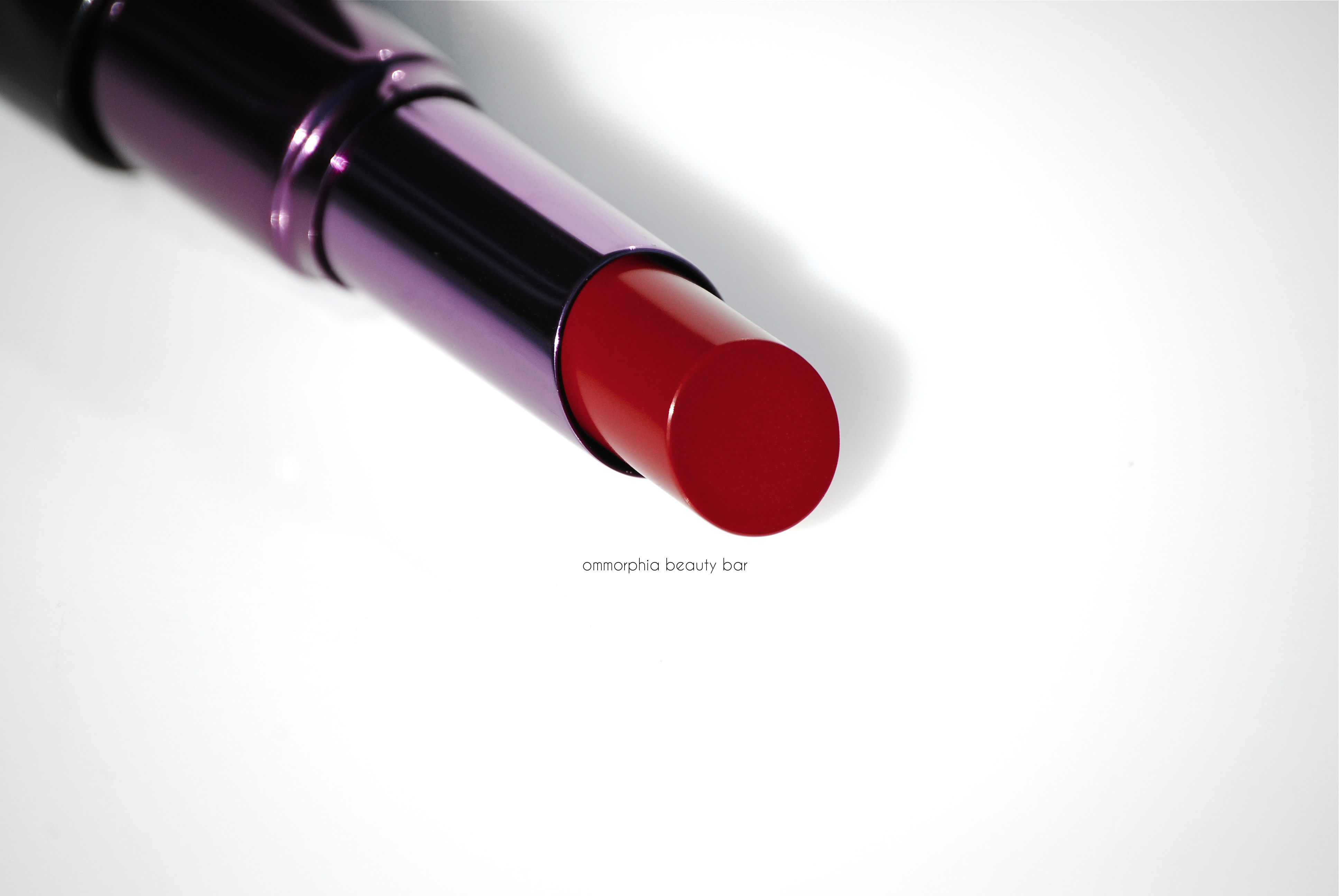 UD Mrs. Mia Wallace Lipstick macro