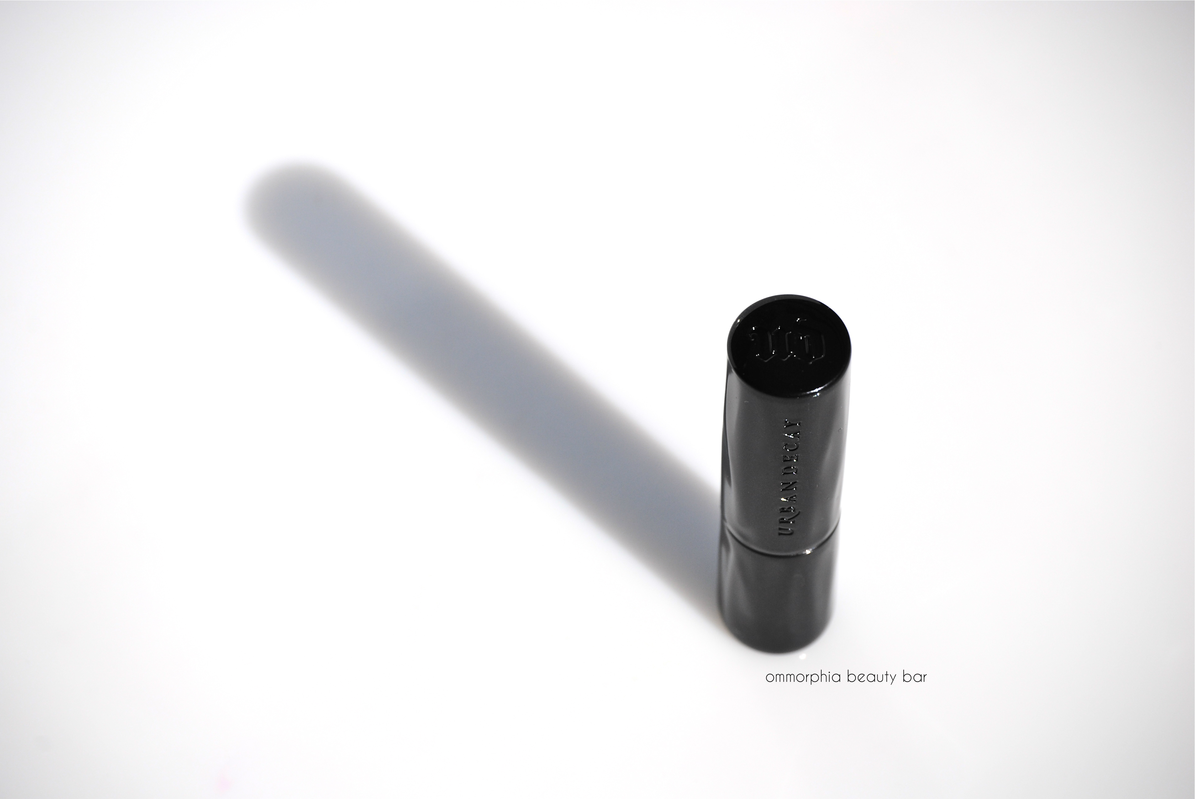 UD Mrs. Mia Wallace Lipstick tube