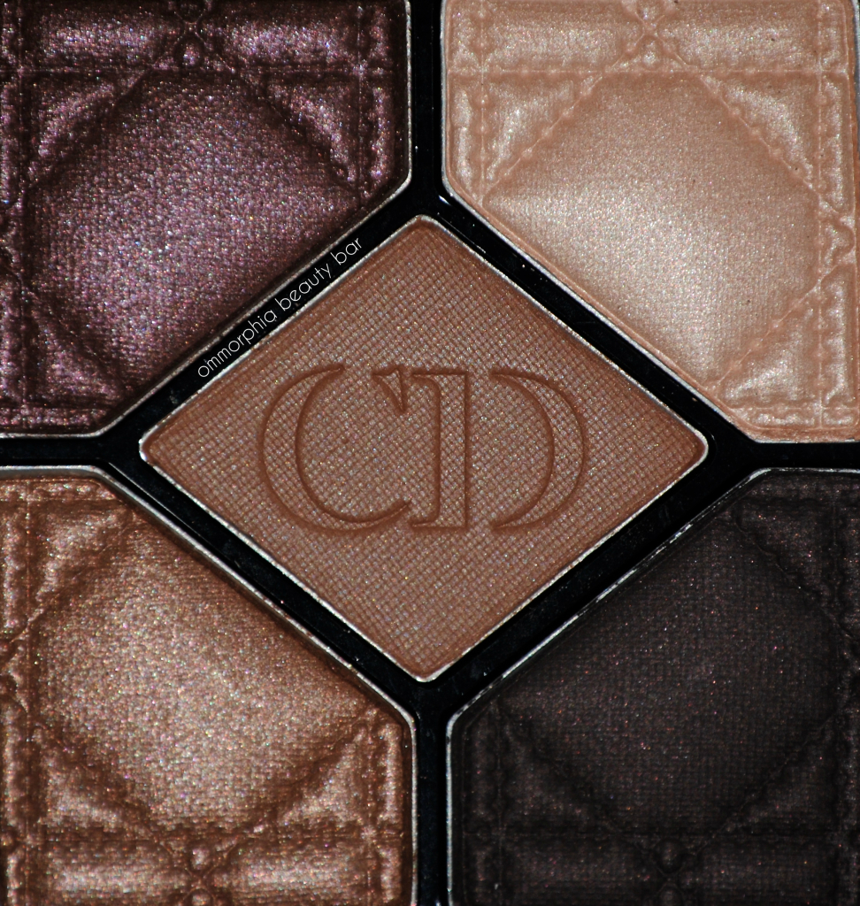 Dior Cuir Cannage macro flash