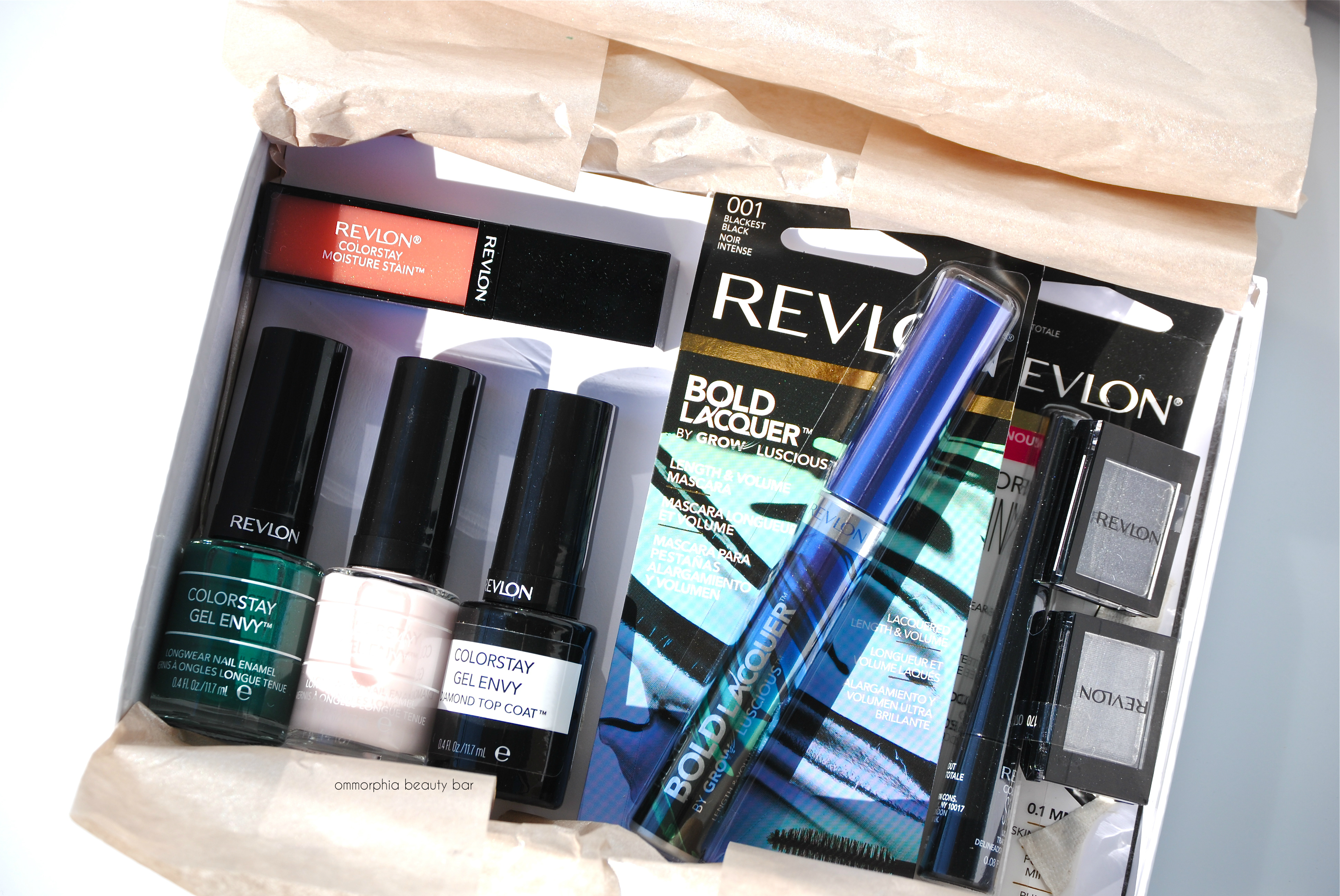 Revlon London look box contents
