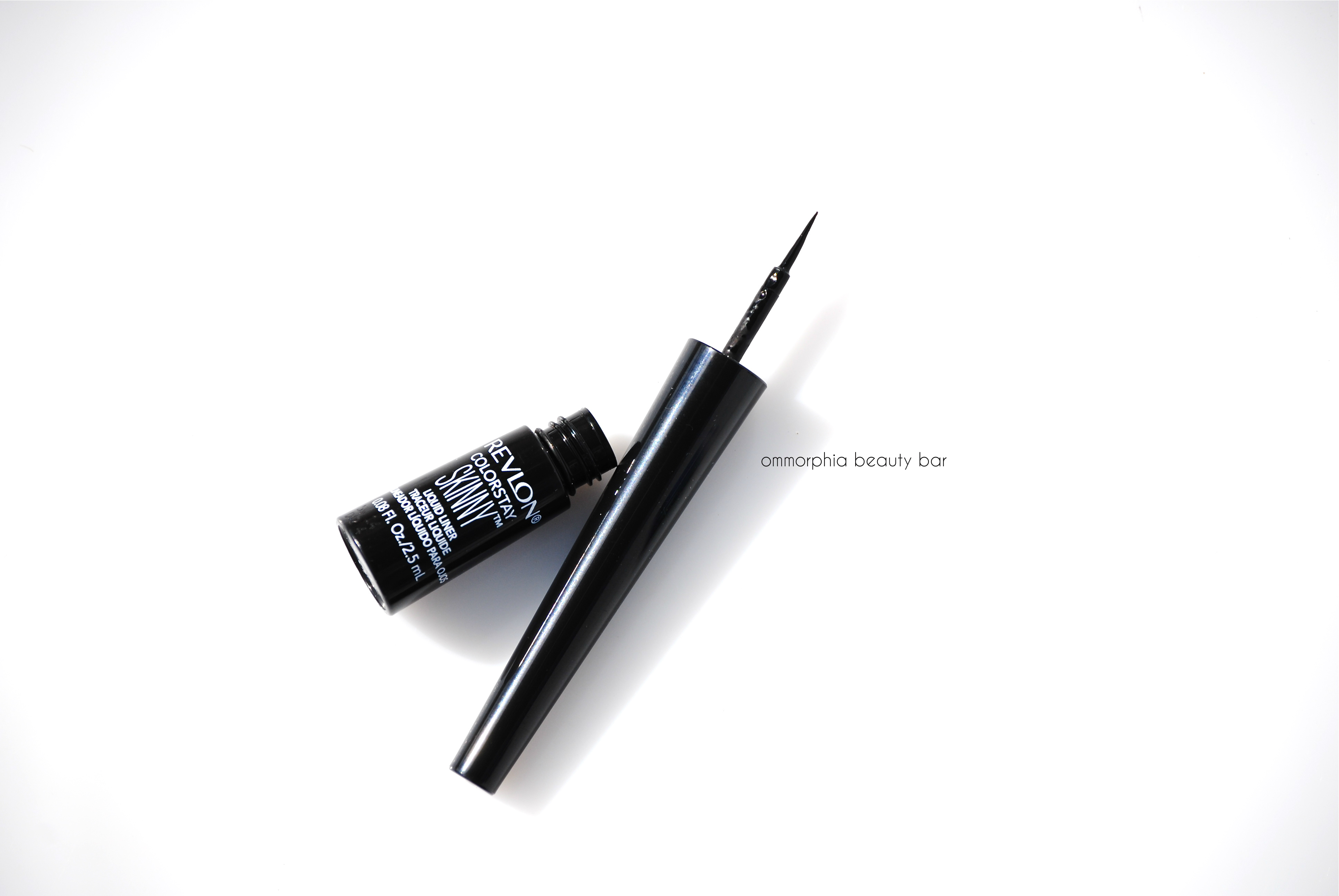 Revlon London look Skinny Liquid Liner