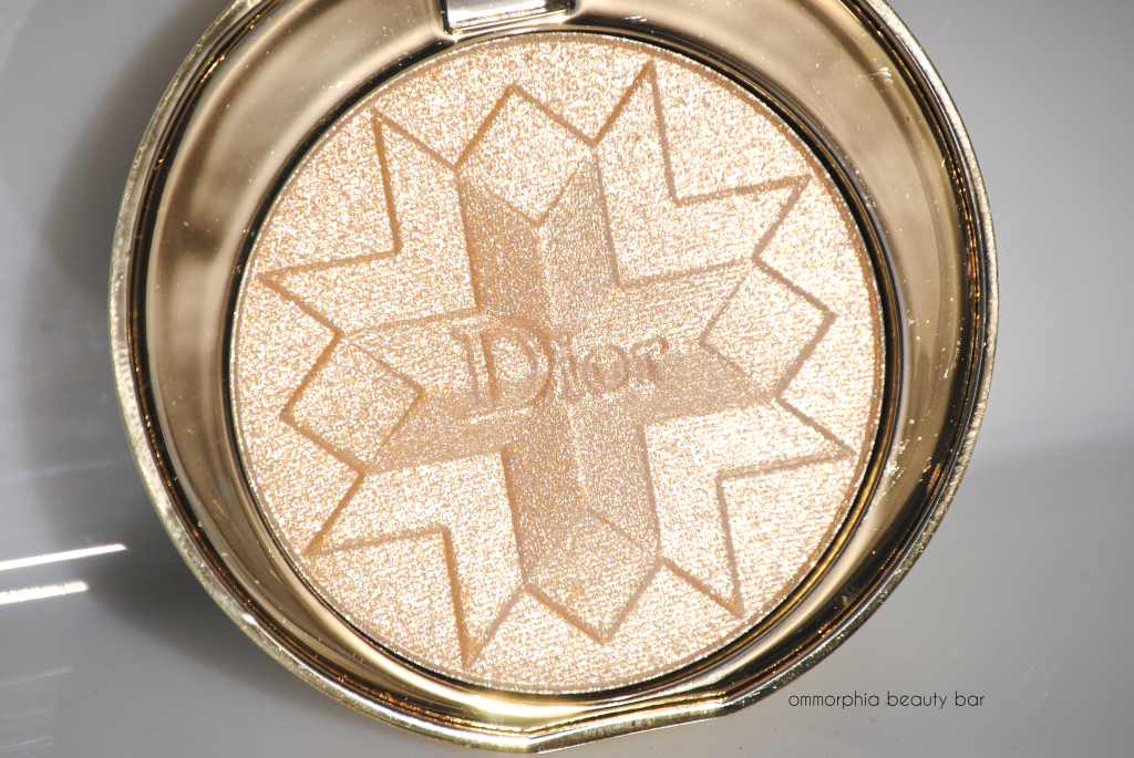 Dior 001 Gold Shock macro flash