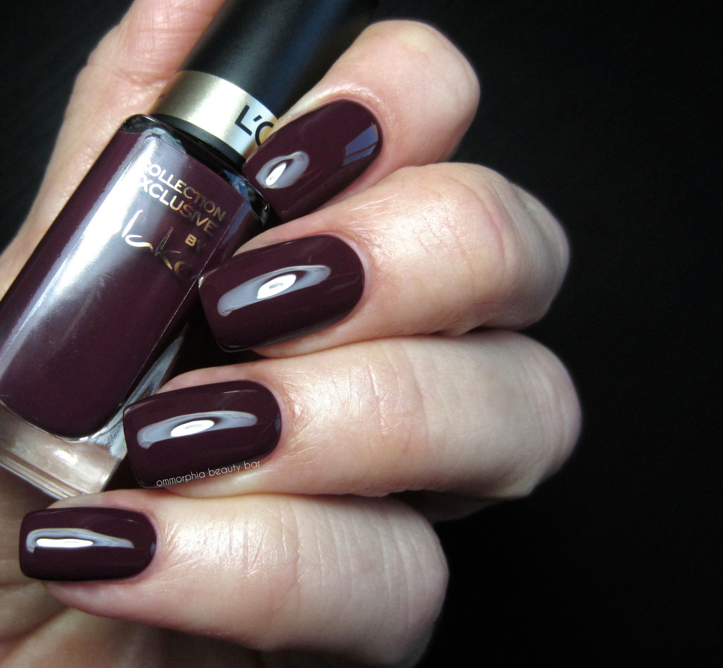 L'Oreal Blake's Red polish swatch