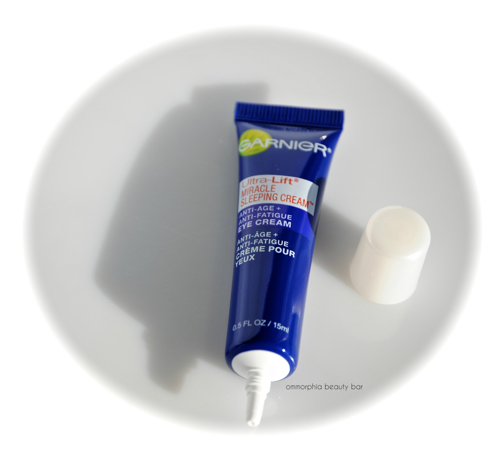 Garnier Ultra-Lift Miracle Sleeping Eye Cream open