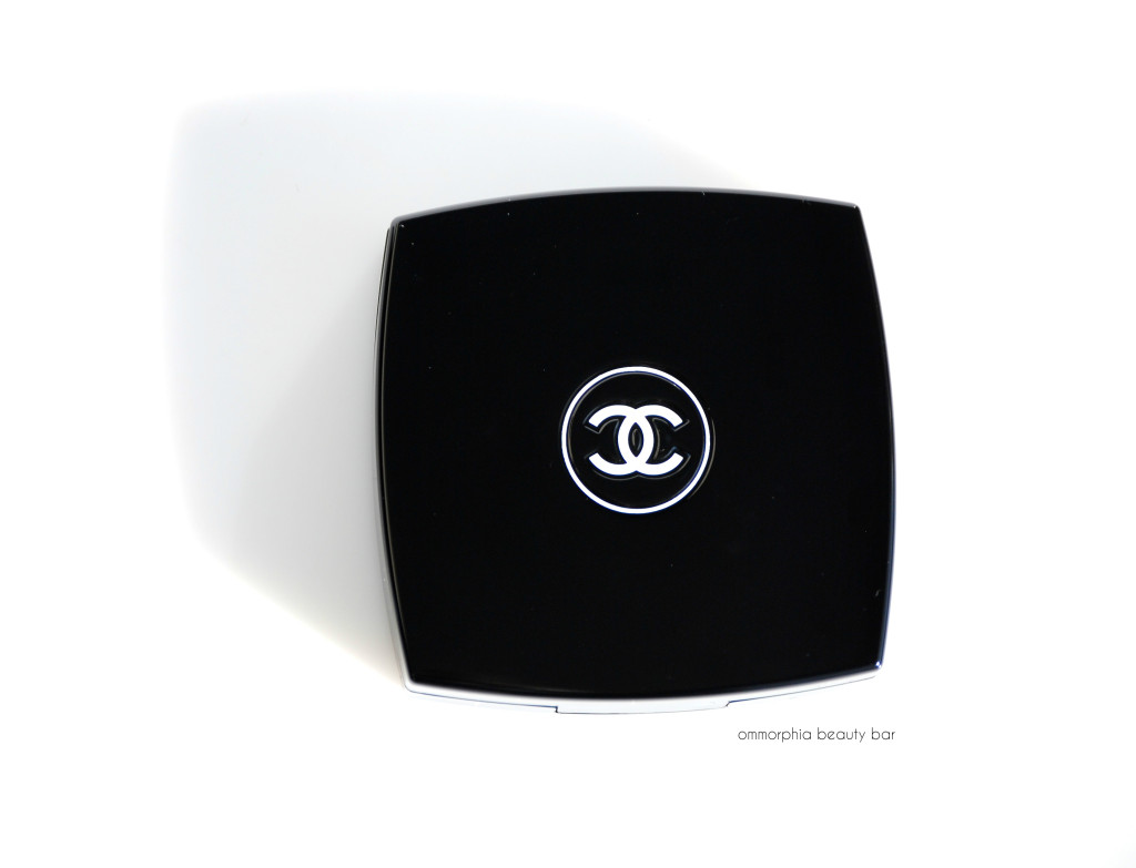 CHANEL Crescendo Blush compact
