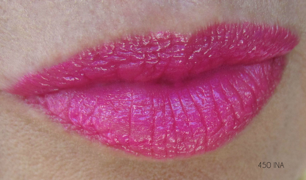 CHANEL Rouge Coco Ina swatch